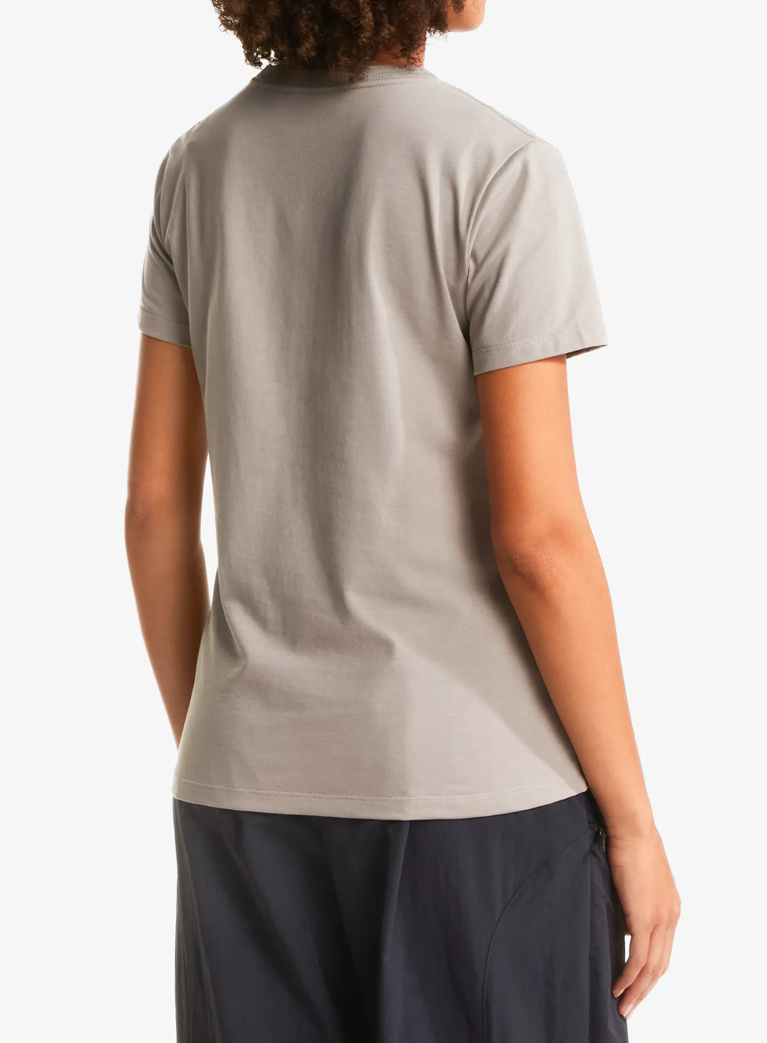 Ženska bombažna majica The North Face Evolution Simple Dome Slim Short Sleeve - stone slab