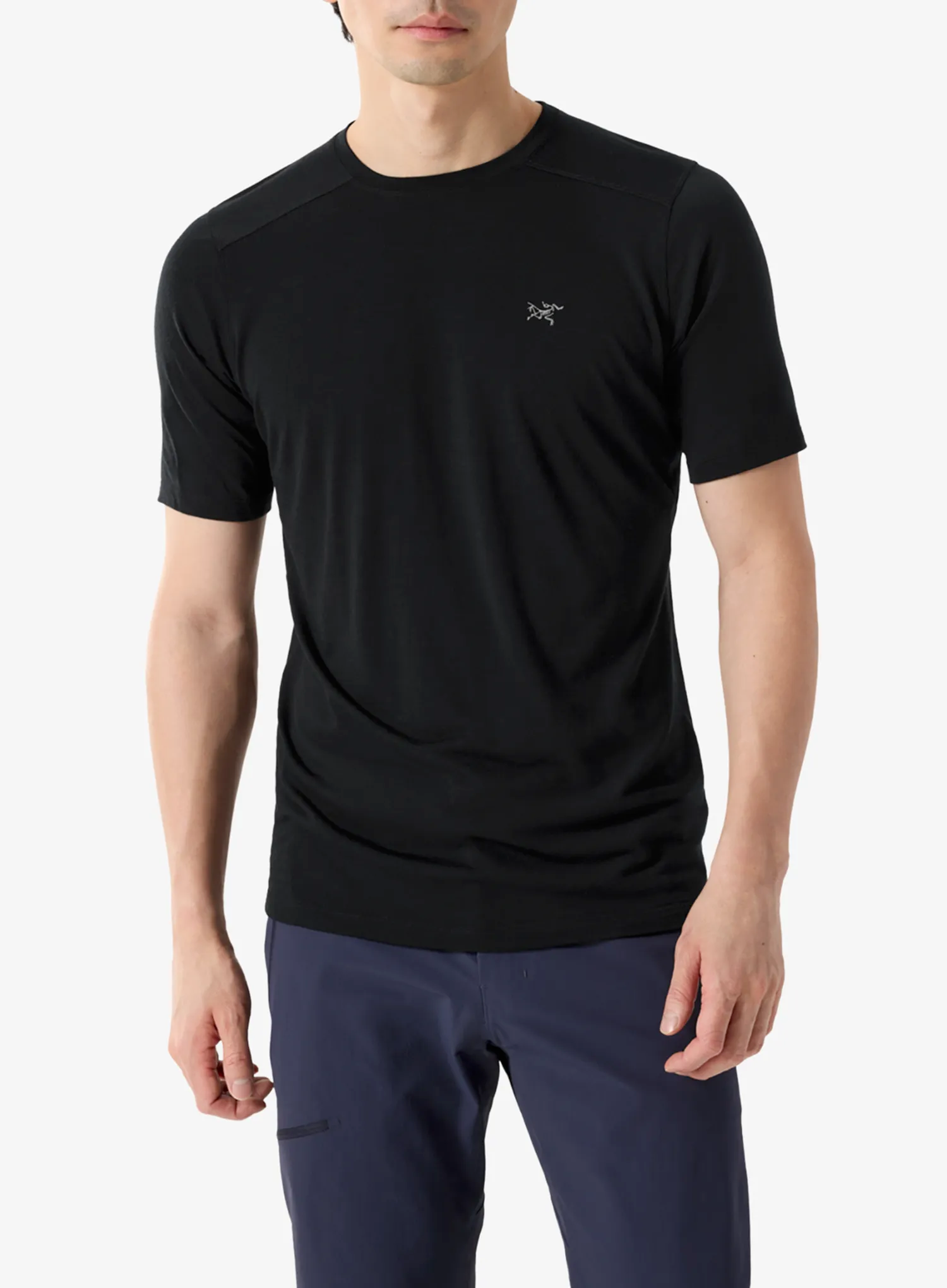 ArcteryxIoniaMerinoWoolSS_black_623555106937_722.webp