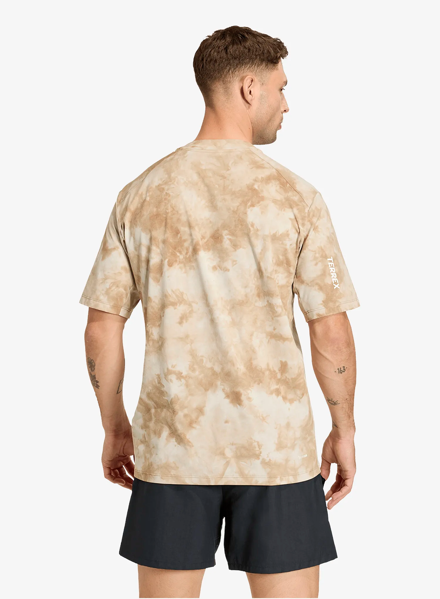 Športna majica adidas TERREX Multi Spray Dye Tee - wonder alumina/cardboard