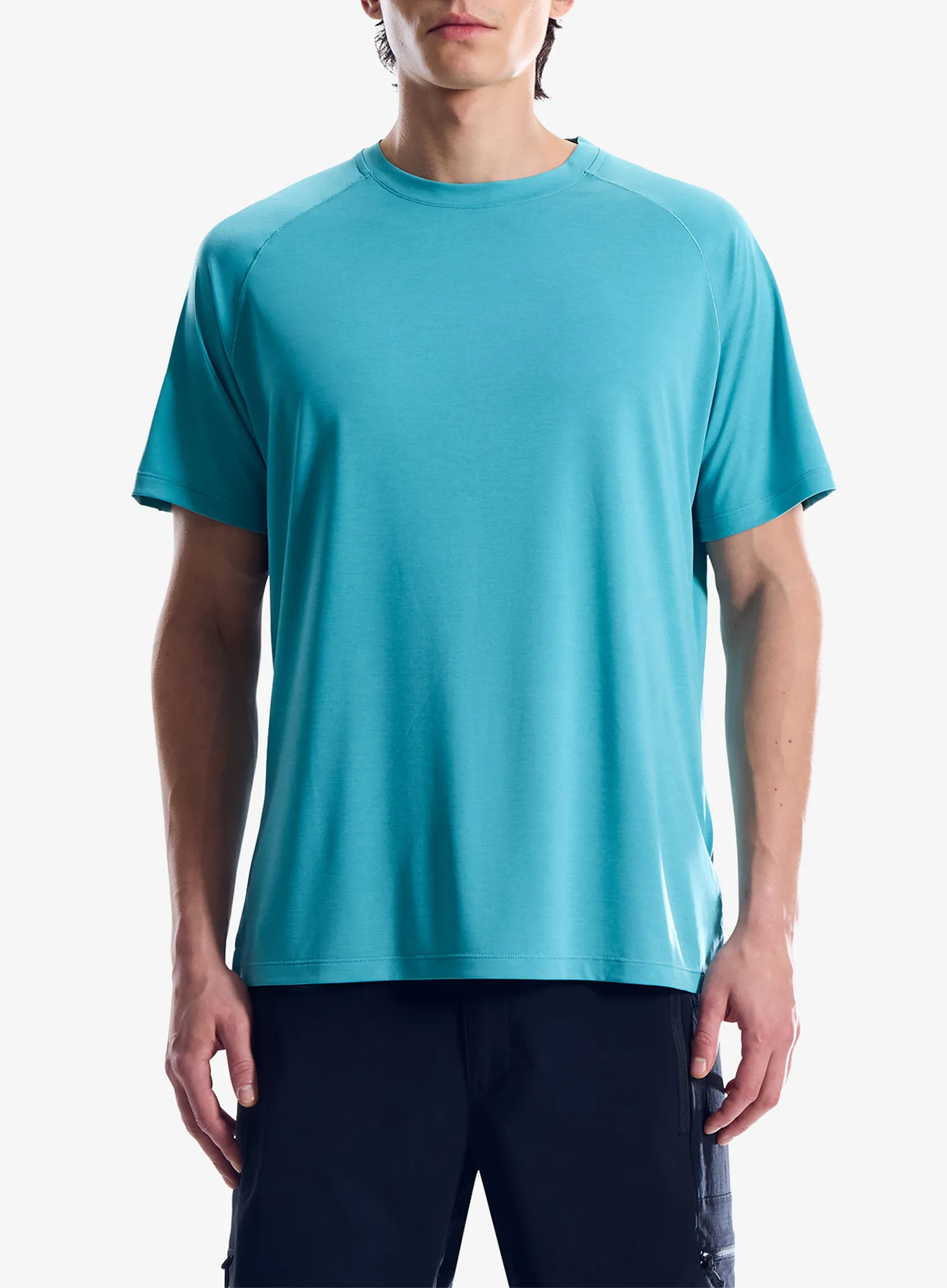 qweBerghausIvyhillLightTechTeeAmcalgaryblue5063374221087a.webp