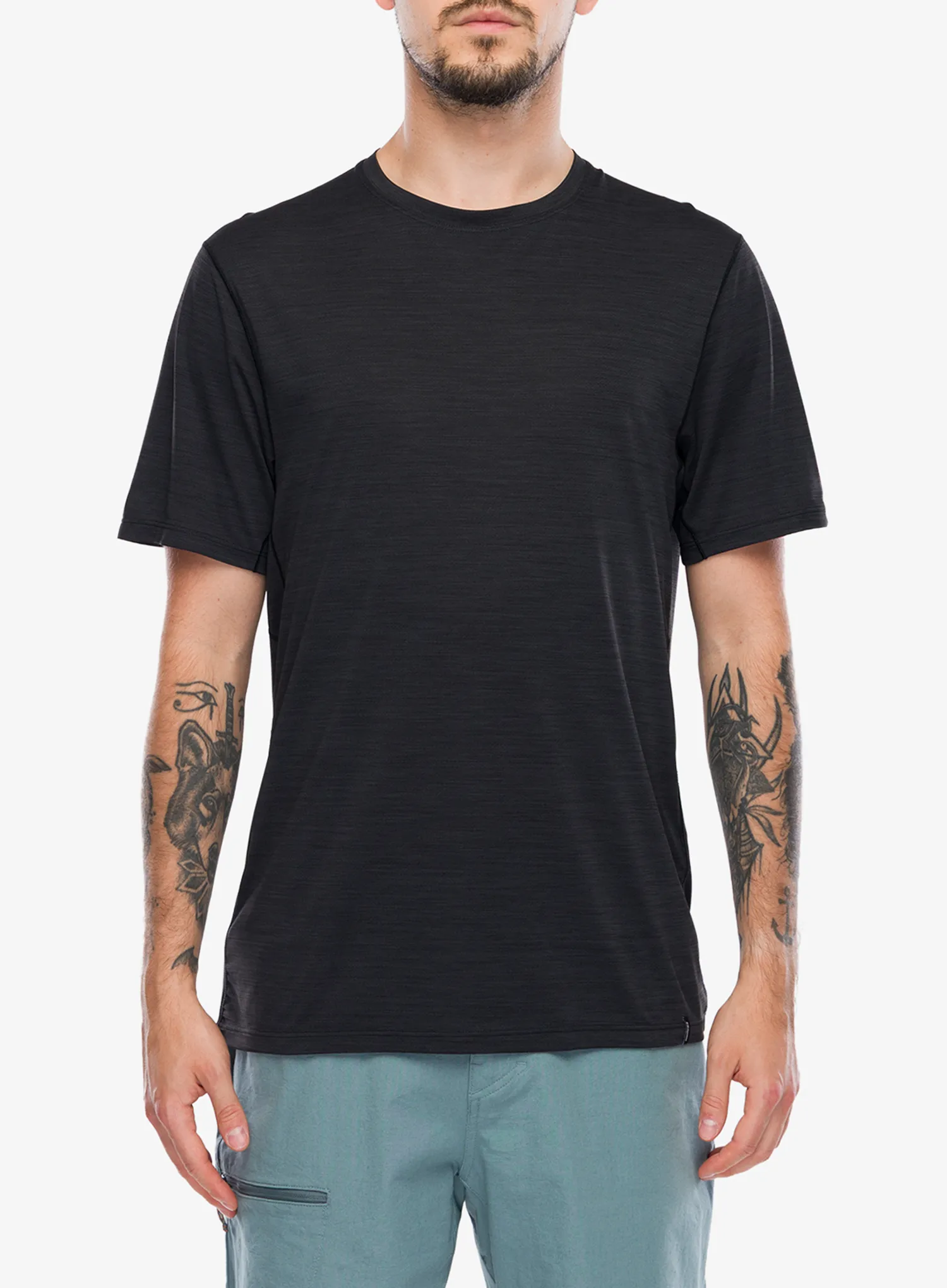 Športna majica Patagonia Cap Cool Ultra Shirt - black/forge grey x-dye