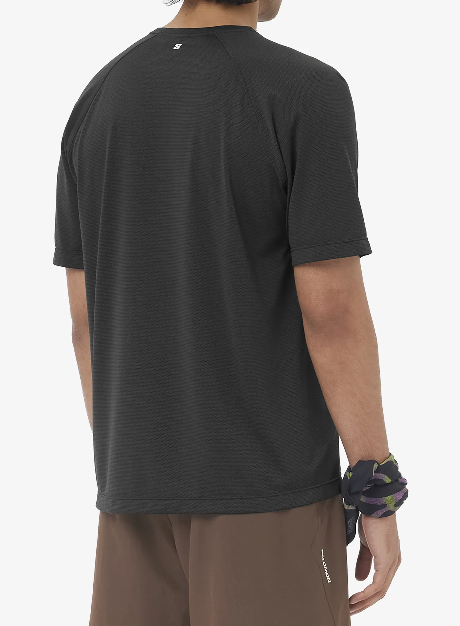 Športna majica Salomon Shkout Core S/S Tee GFX - deep black