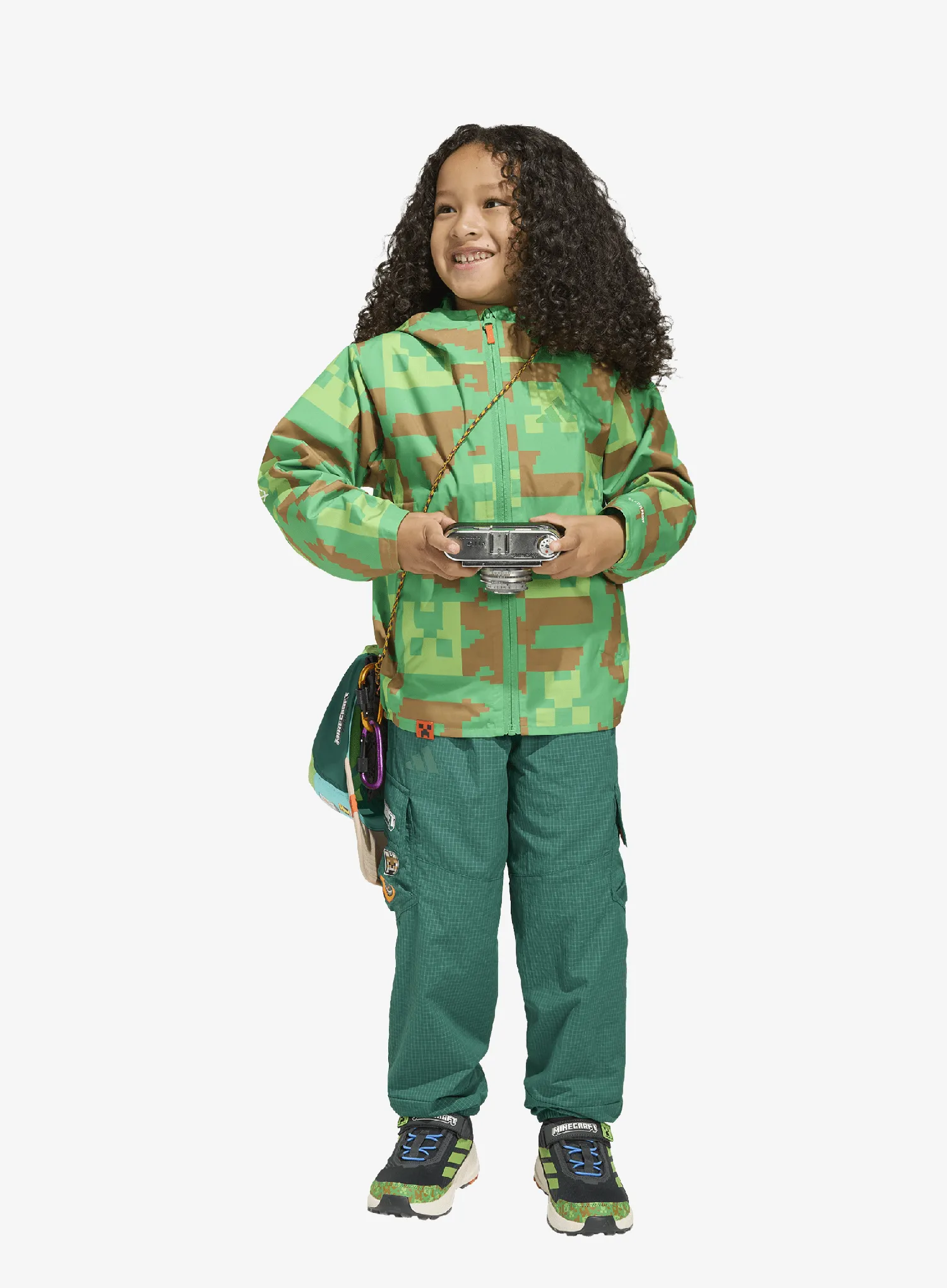 Otroška jakna adidas TERREX Minecraft Climaproof Rain Jacket - green/brown desert/luc lime