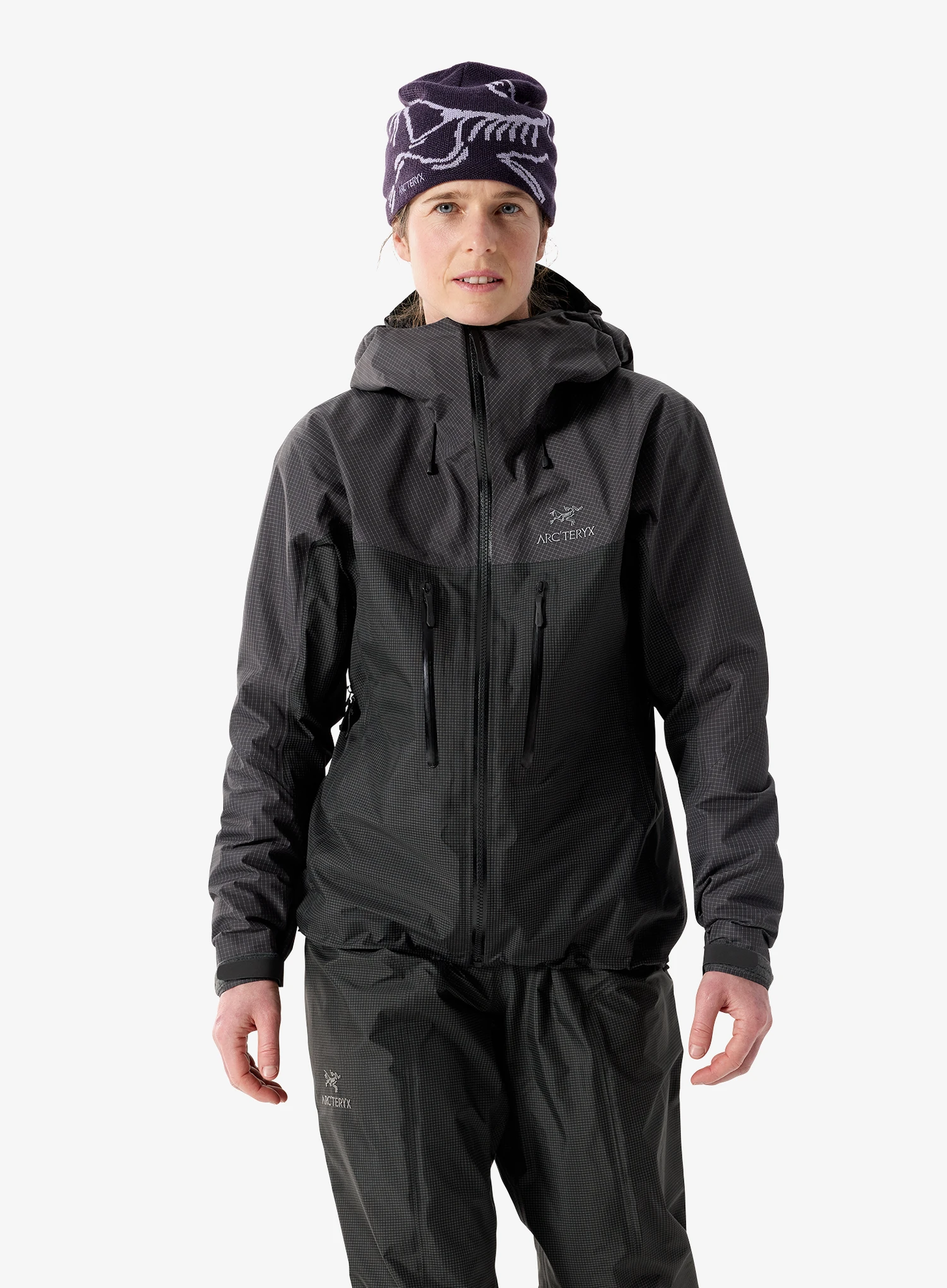 ArcteryxAlphaJacket_graphiteblack623555676744a.webp