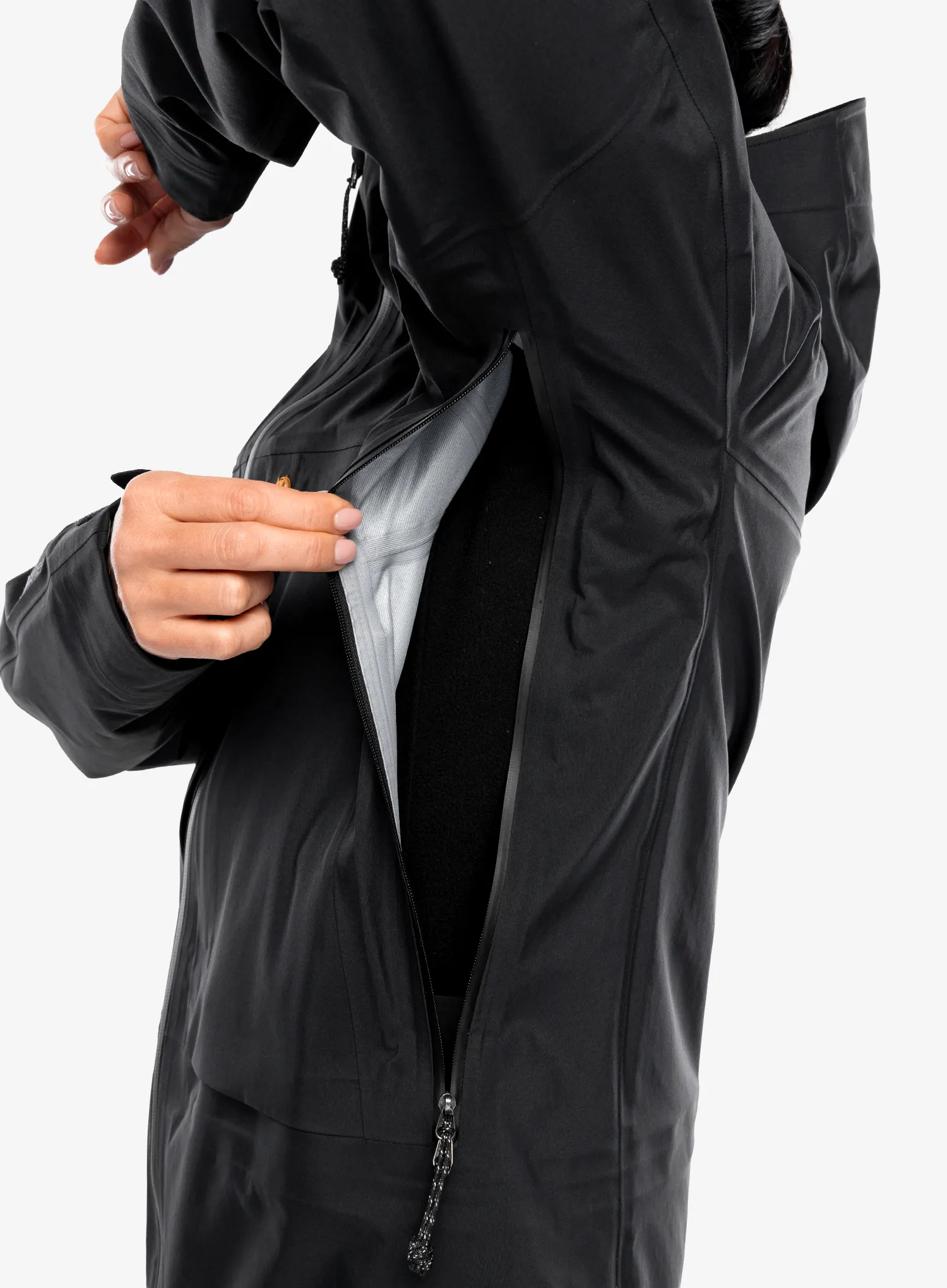 Ženska hardshell jakna Fjallraven Bergtagen GTX Touring Jacket - black/black