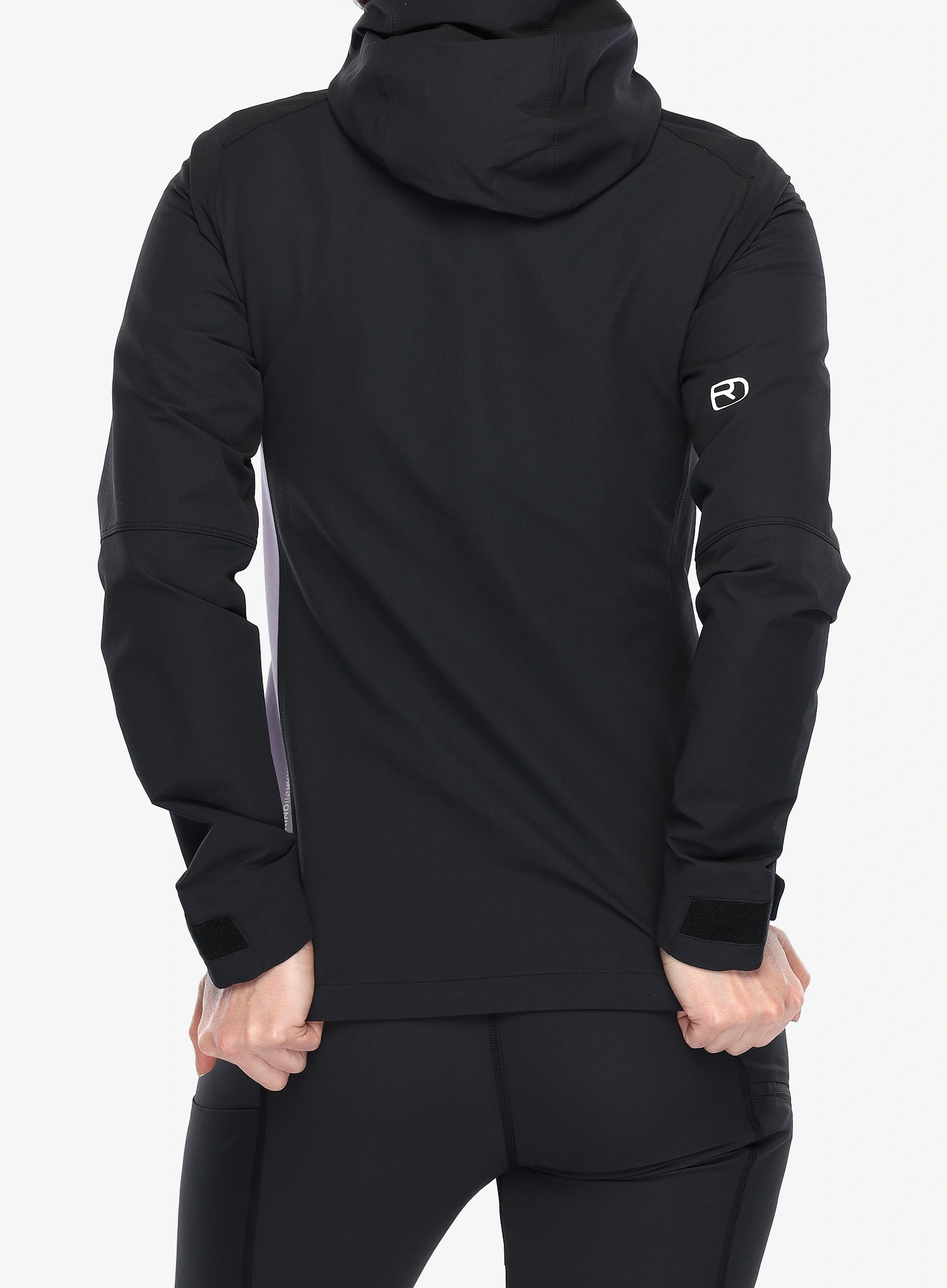 Ženska softshell jakna Ortovox Seceda Softshell Jacket - black raven