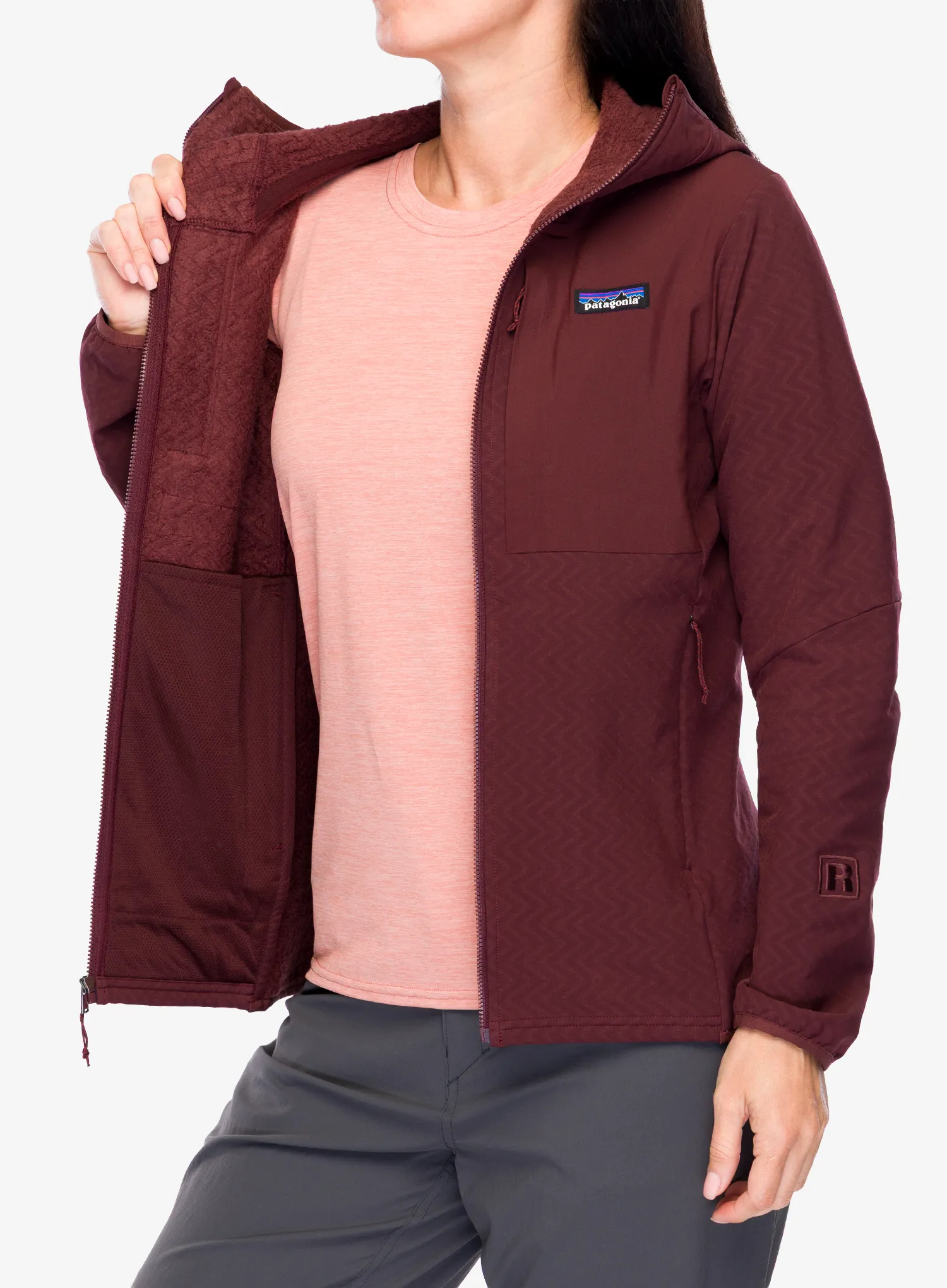 Ženska softshell jakna Patagonia R2 CrossStrata Hoody - dark ruby
