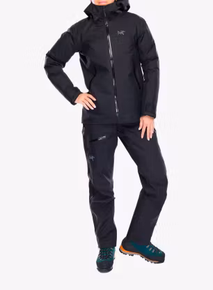 Ženska nepremočljiva jakna Arcteryx Beta Jacket - black/black