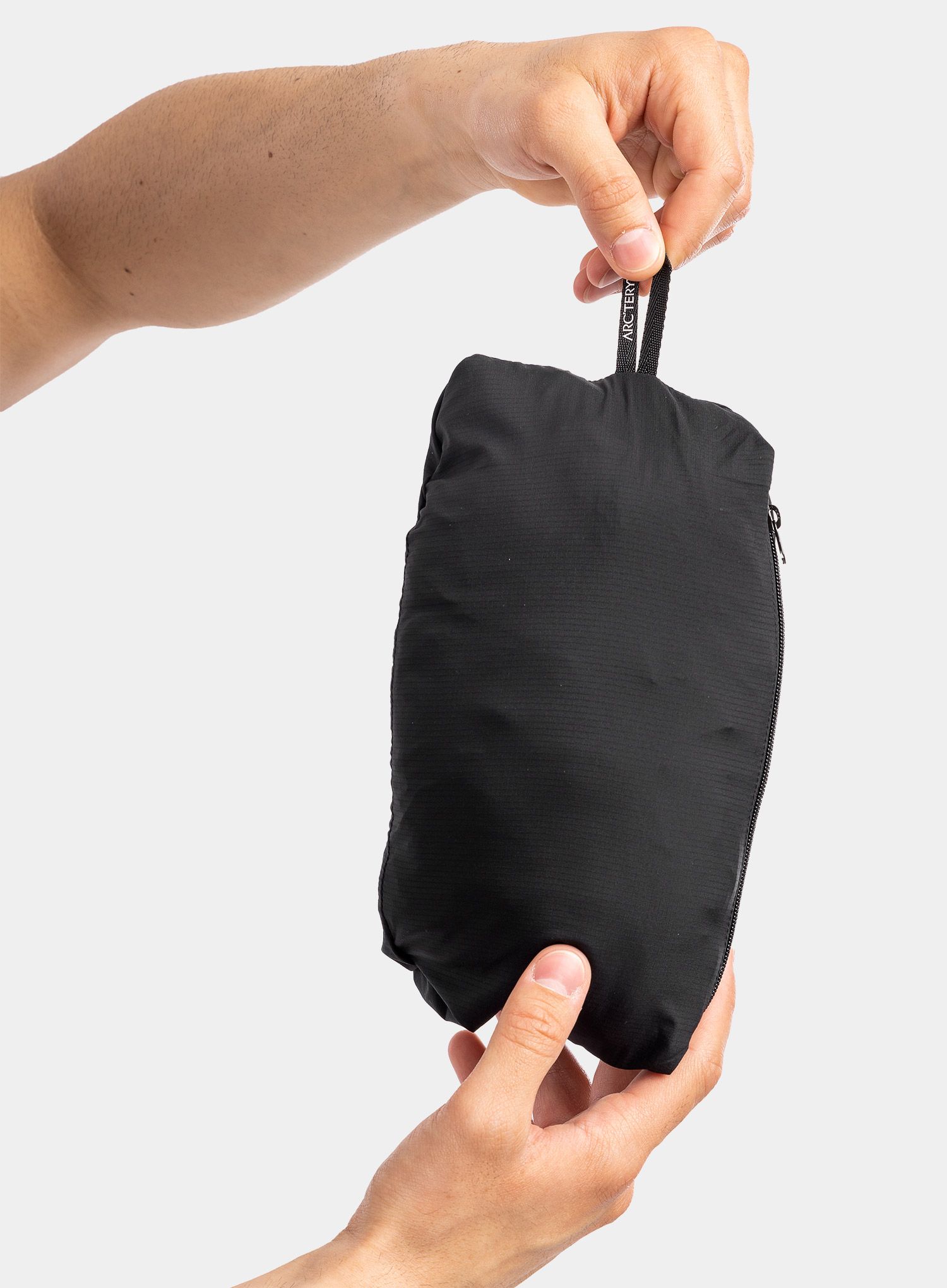 Moška jakna Arcteryx Atom SL Anorak - black