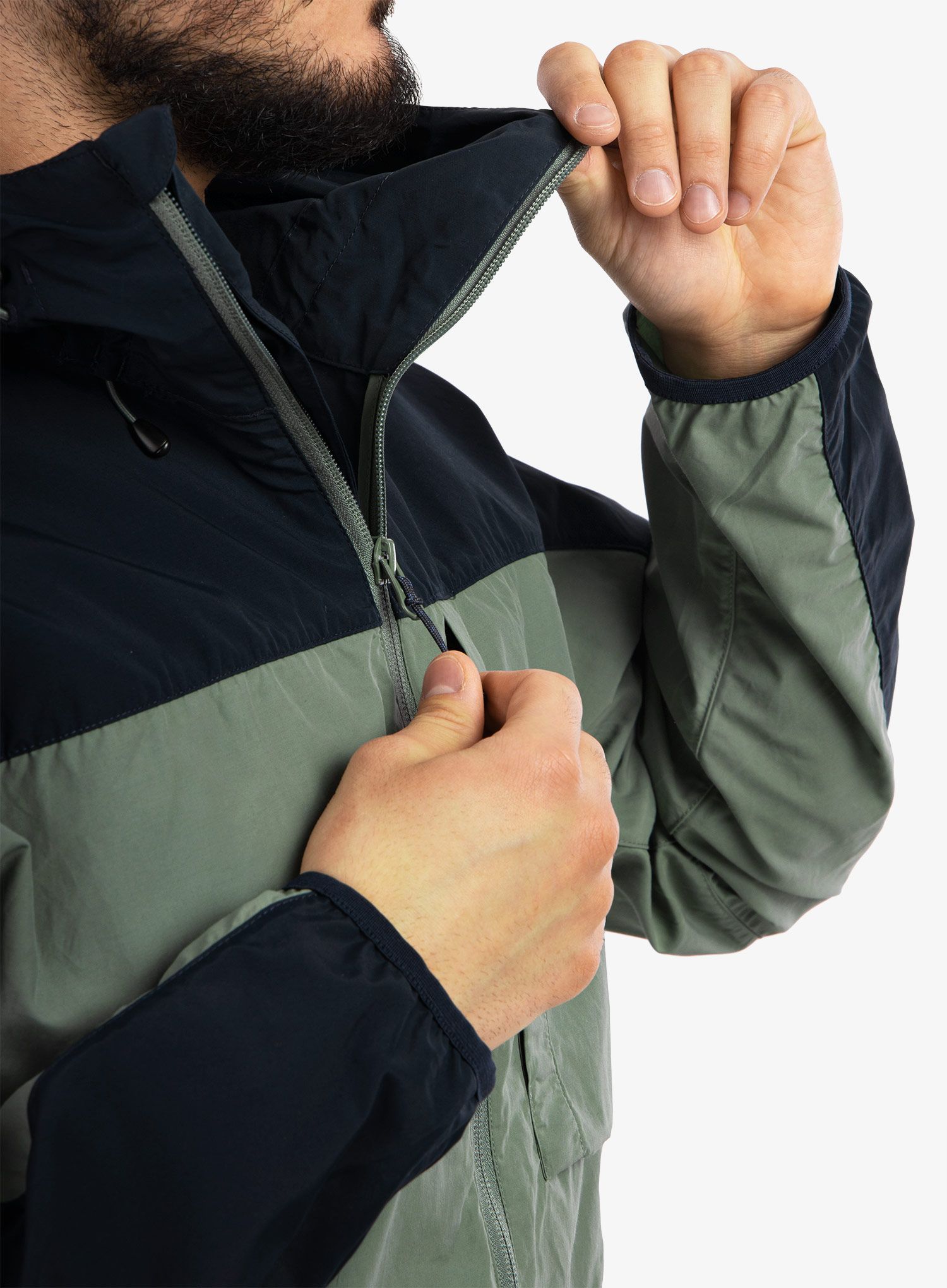 Moška jakna Fjallraven High Coast Wind Jacket M - patina green/navy