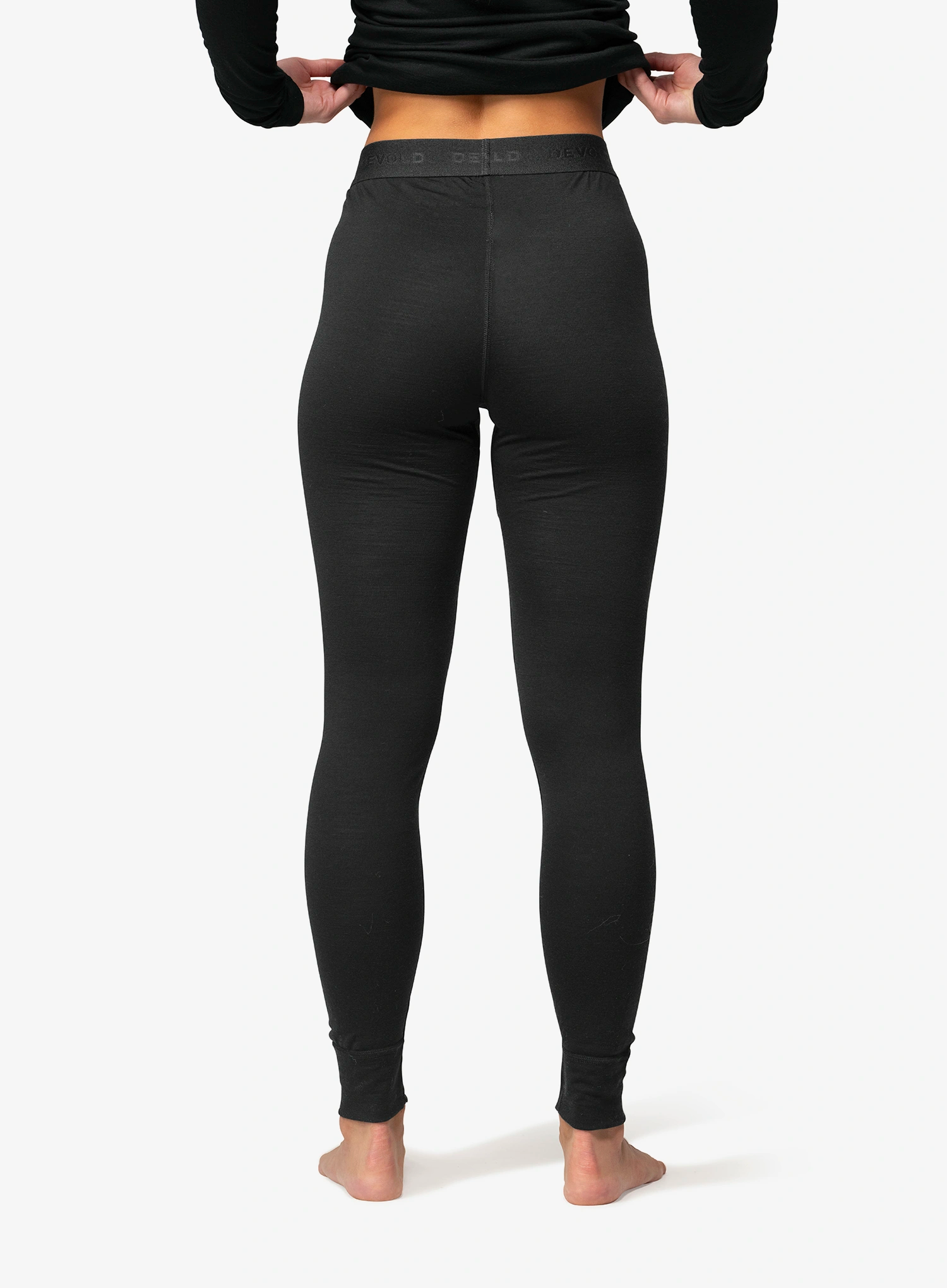 Ženske termo pajkice Devold Breeze Merino 150 Longs - black