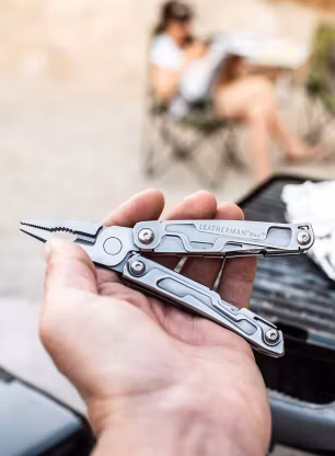 Orodje Leatherman Rev - stainless