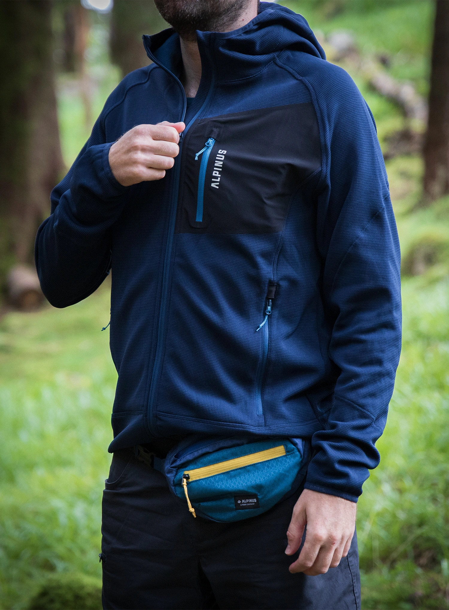 Torbica za okoli pasu Alpinus Grampians - blue