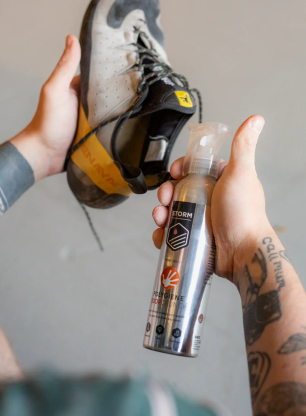 Osvežilec za čevlje Storm OdorCrunch Spray 500 ml