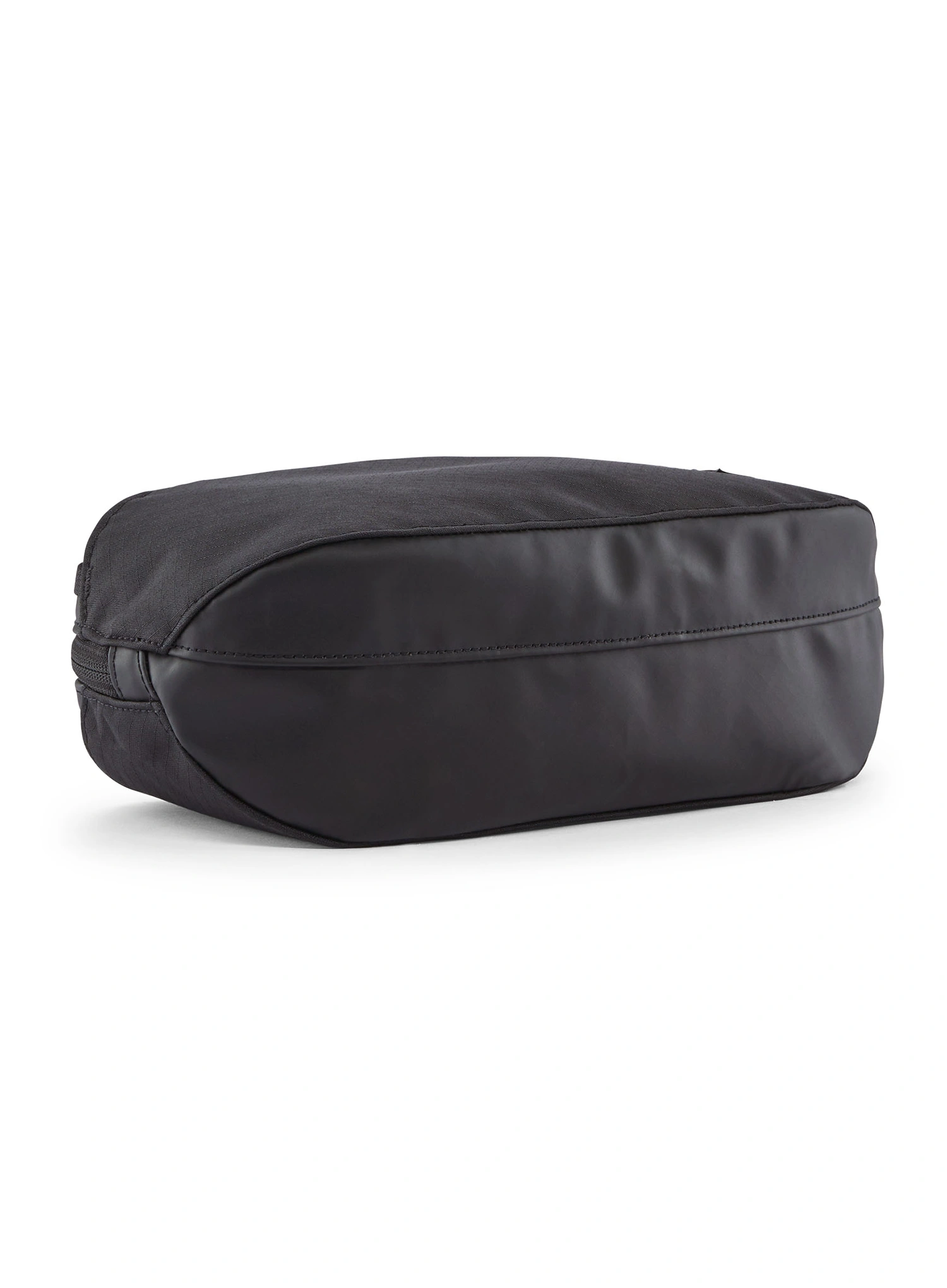 Potovalni organizator Patagonia Black Hole Cube 3L - black w/black