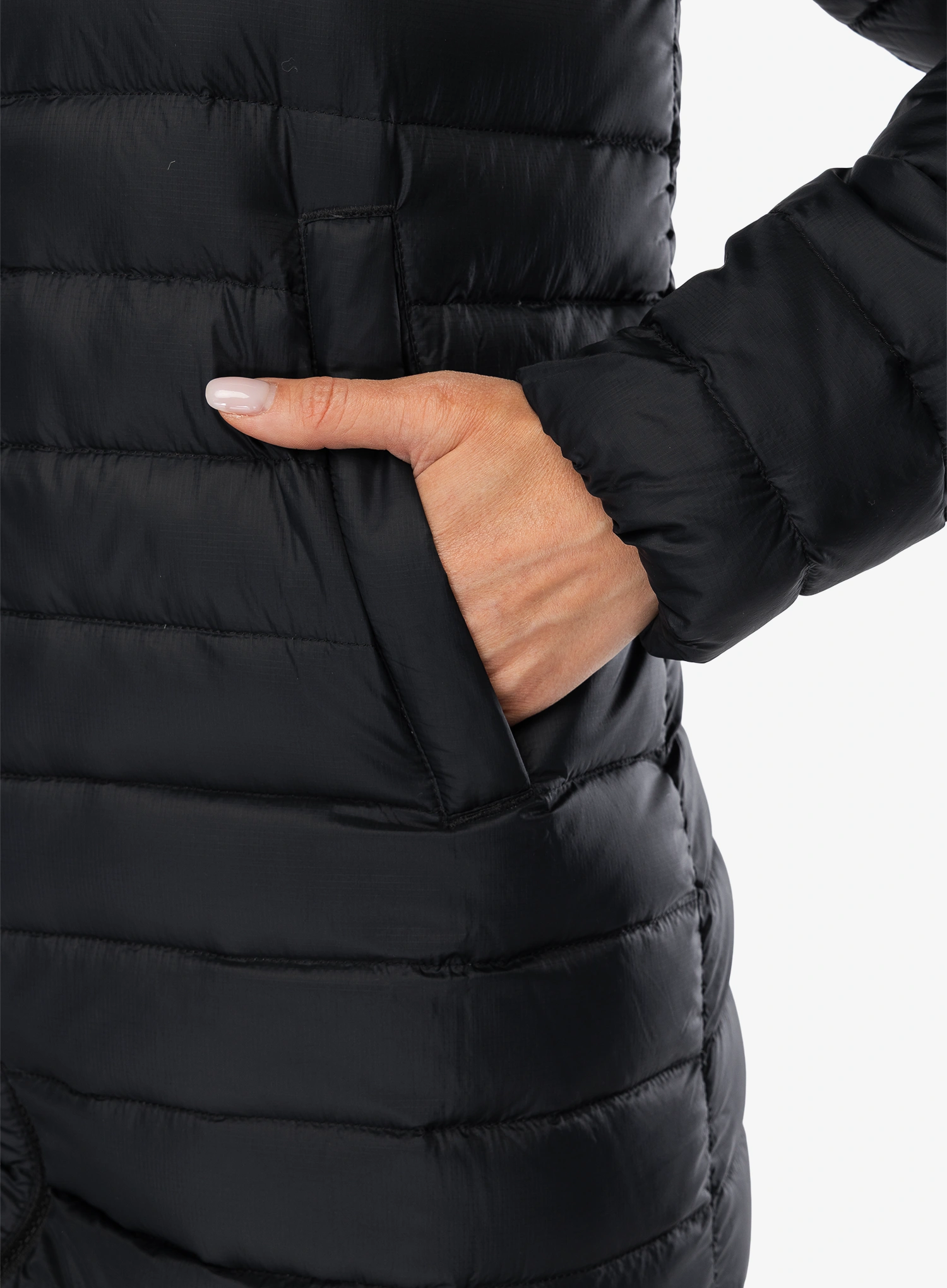 Puhast plašč Patagonia Recycled Down Sweater Parka - black