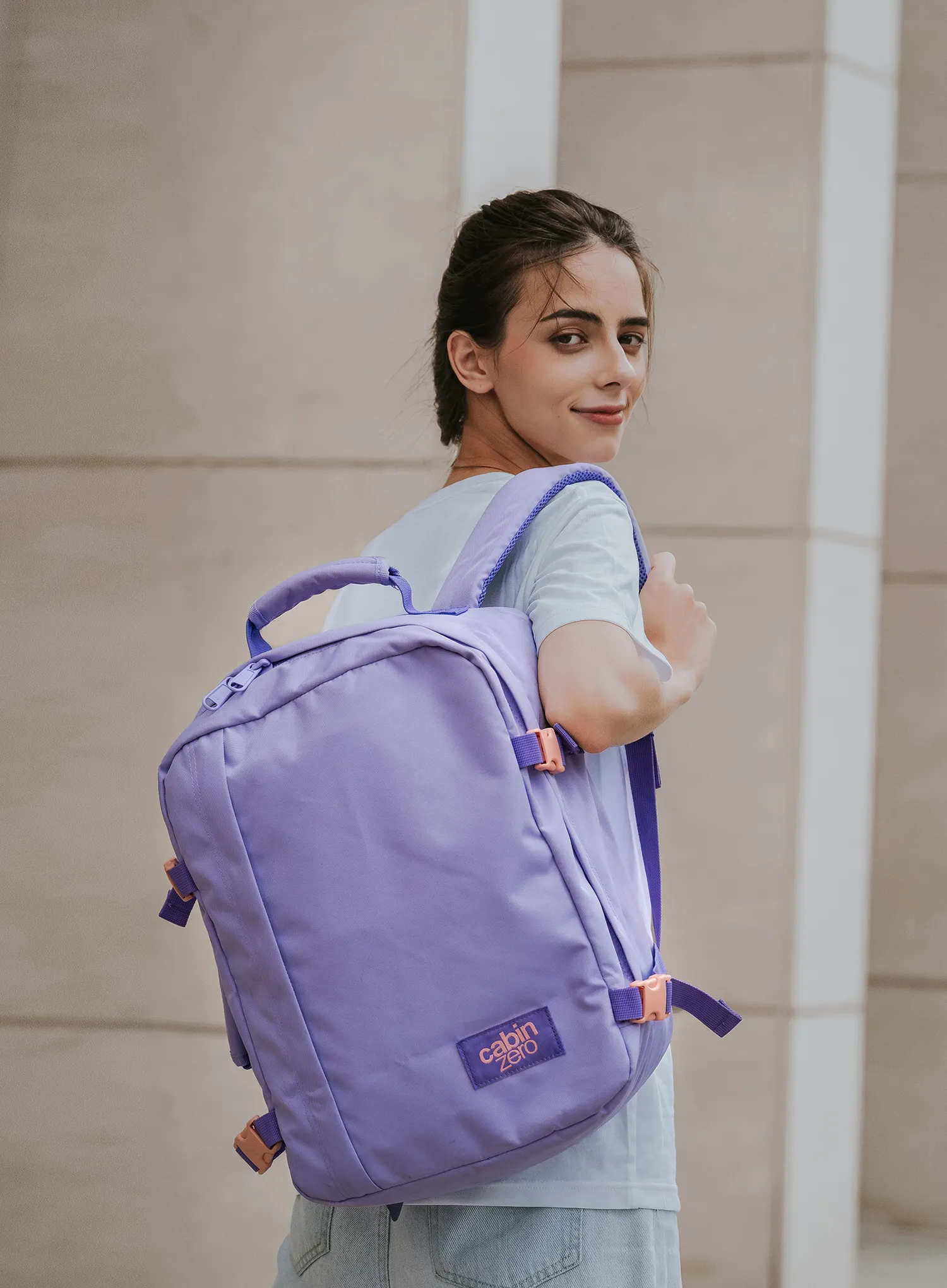 Nahrbtnik za letalo CabinZero Classic 28 L - smokey violet