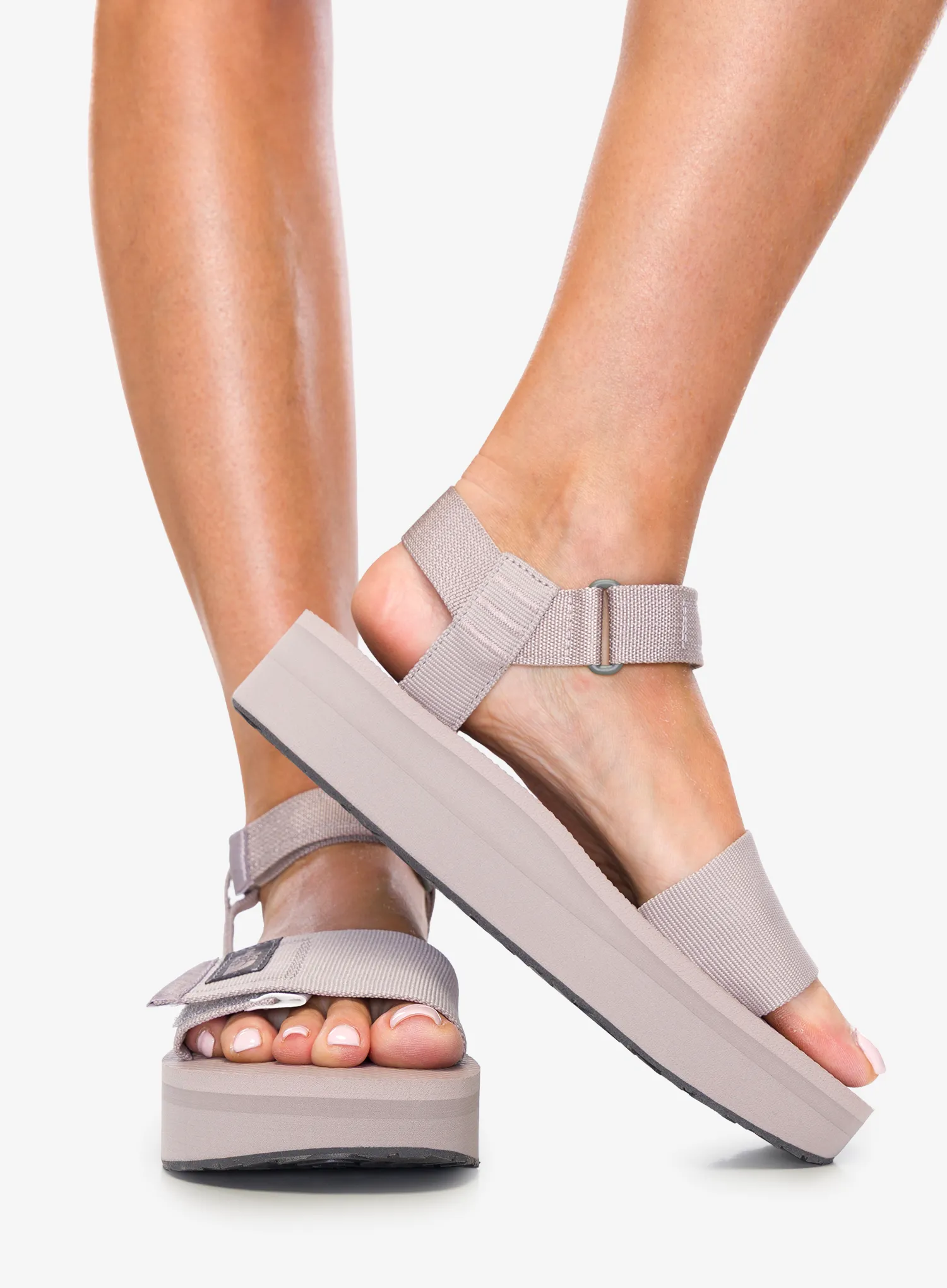 Ženski sandali The North Face Skeena Platform - moonstone grey/smoked pearl