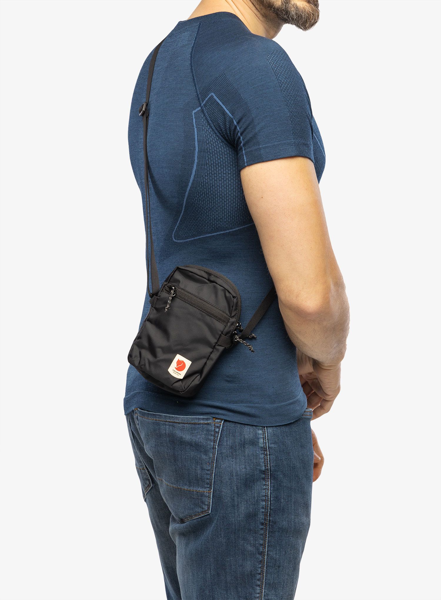 Torbica za čez ramo Fjallraven High Coast Pocket - black