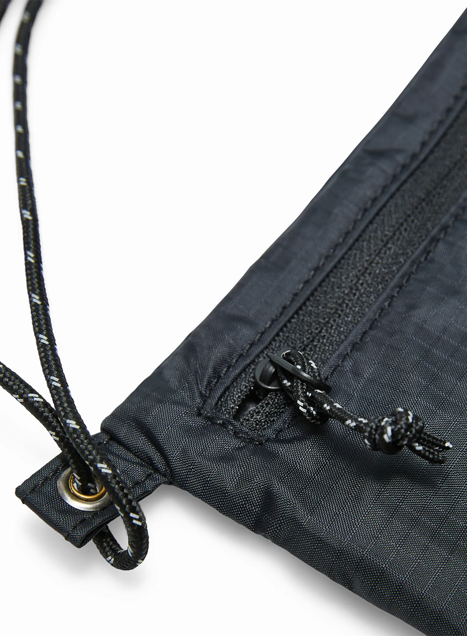 Torbica za čez ramo Peak Performance Accessory Bag - black