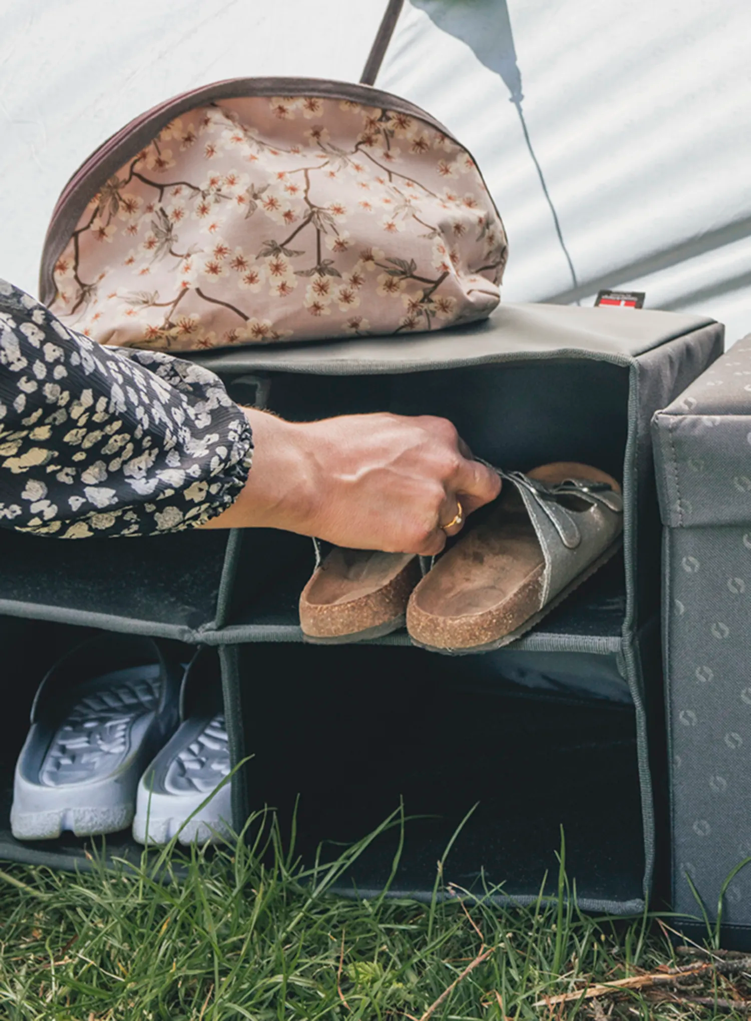 Omarica za kampiranje Outwell Crantock Shoe Storage