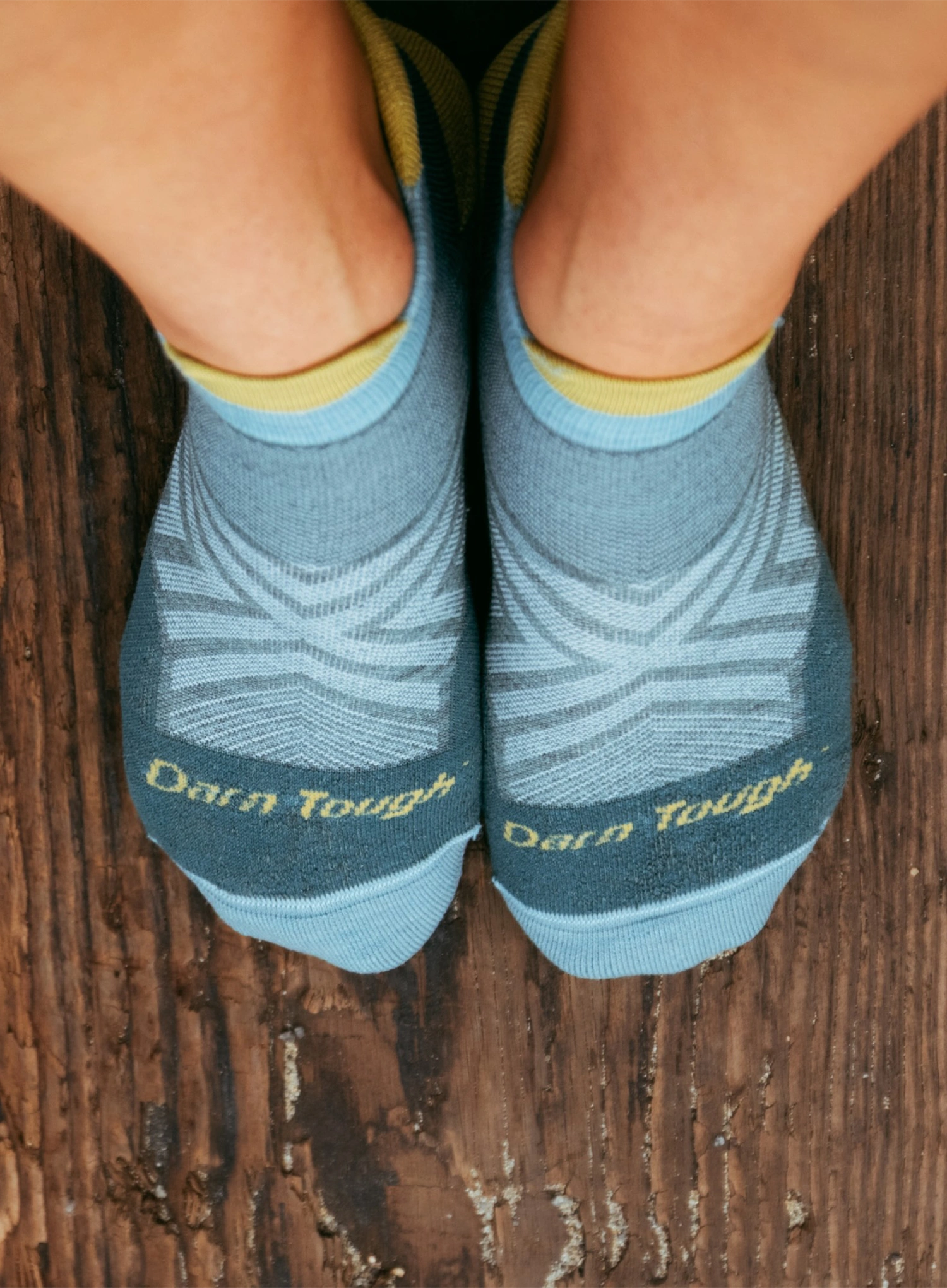 Ženske nogavice za tek Darn Tough Run No Show Tab Ultra-Lightweight with Cushion - teal