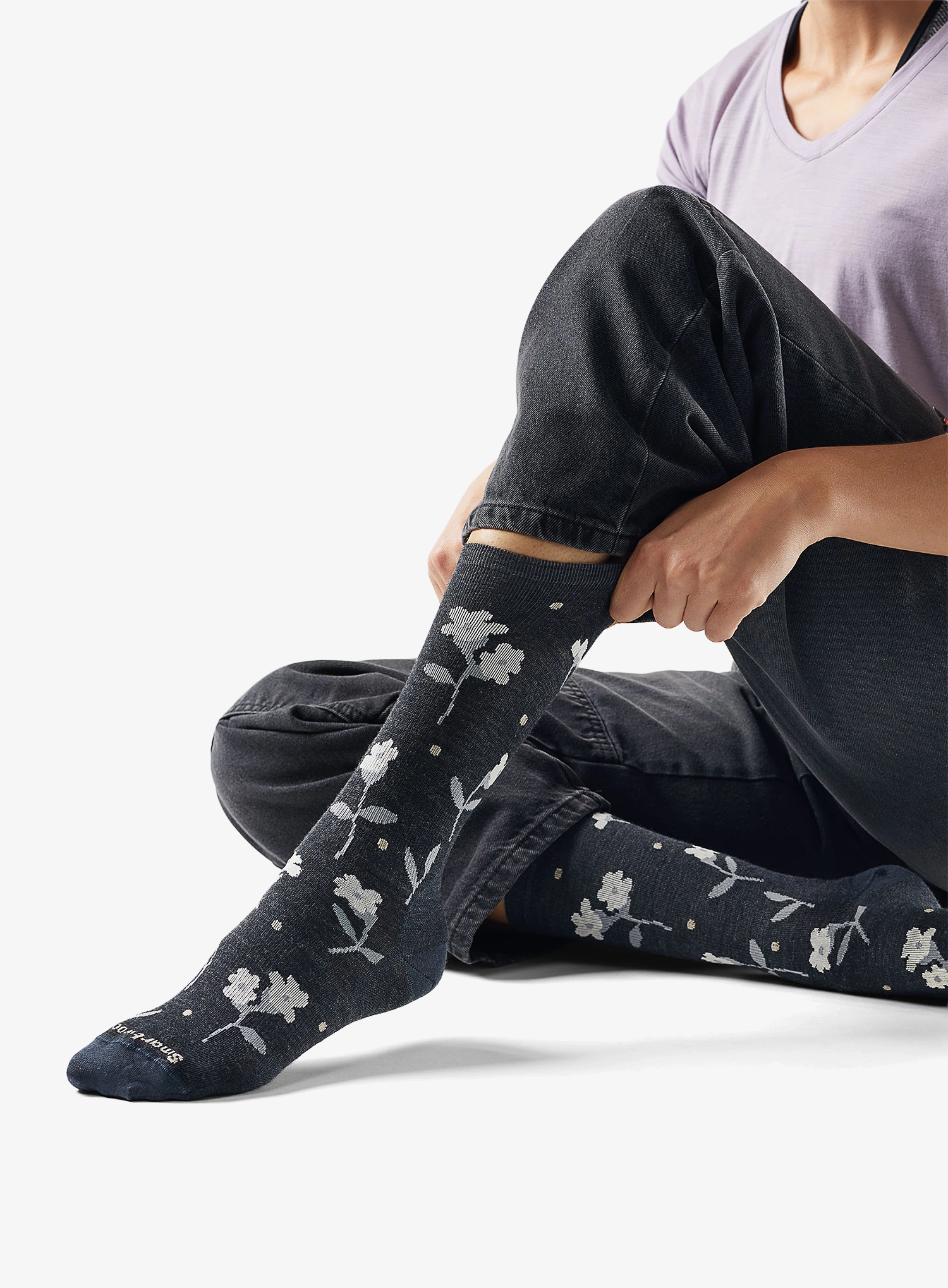 Ženske merino nogavice Smartwool Everyday Garden Gala Crew Socks - charcoal
