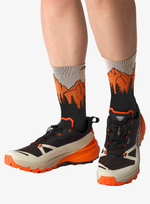 Pohodniške nogavice Dynafit Traverse Crew Socks - black out/ultra orange