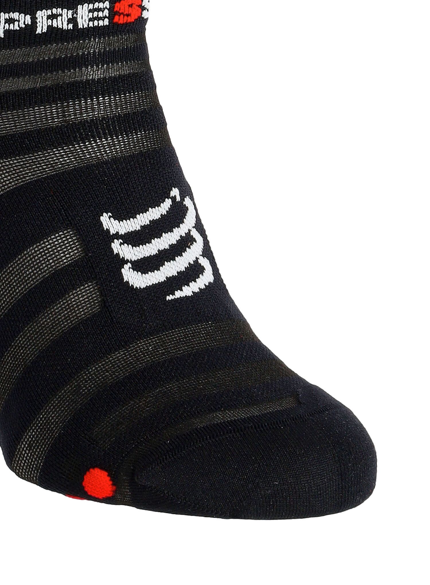 Nogavice Compressport Pro Racing Socks v4.0 Ultralight Run Low - black/red