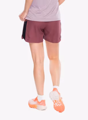Ženske tekaške kratke hlače adidas TERREX Multi Trail Running Shorts - quiet crimson