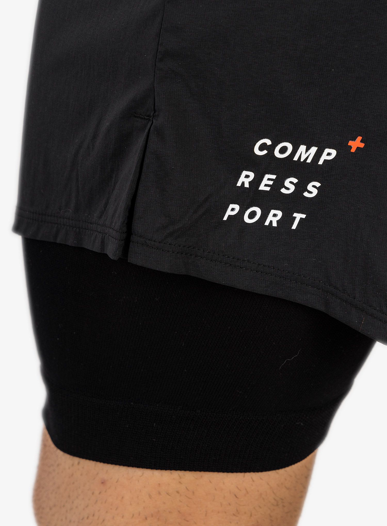 Kratke hlače Compressport Trail 2-in-1 Short - black