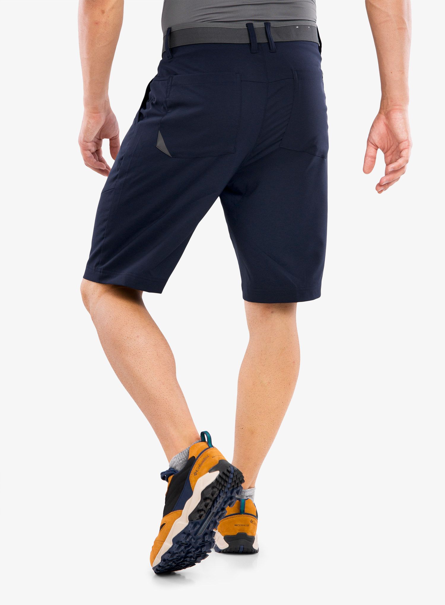 Pohodniške kratke hlače Columbia Tech Trail Short - collegiate navy