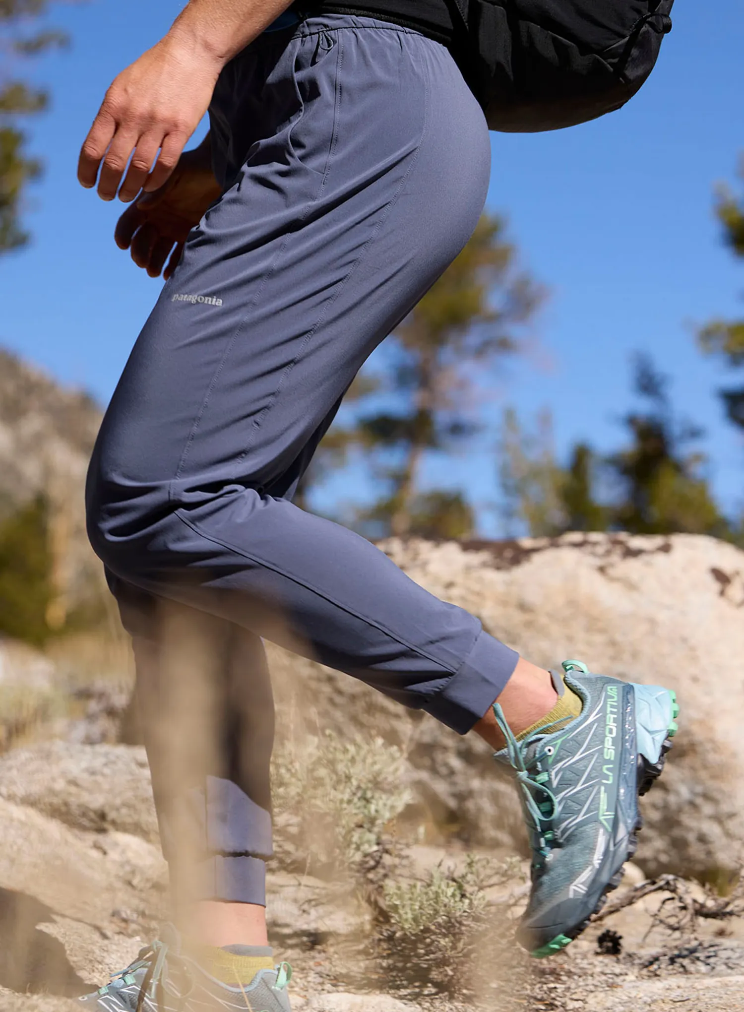 Ženske hlače Patagonia Terrebonne Joggers - smolder blue