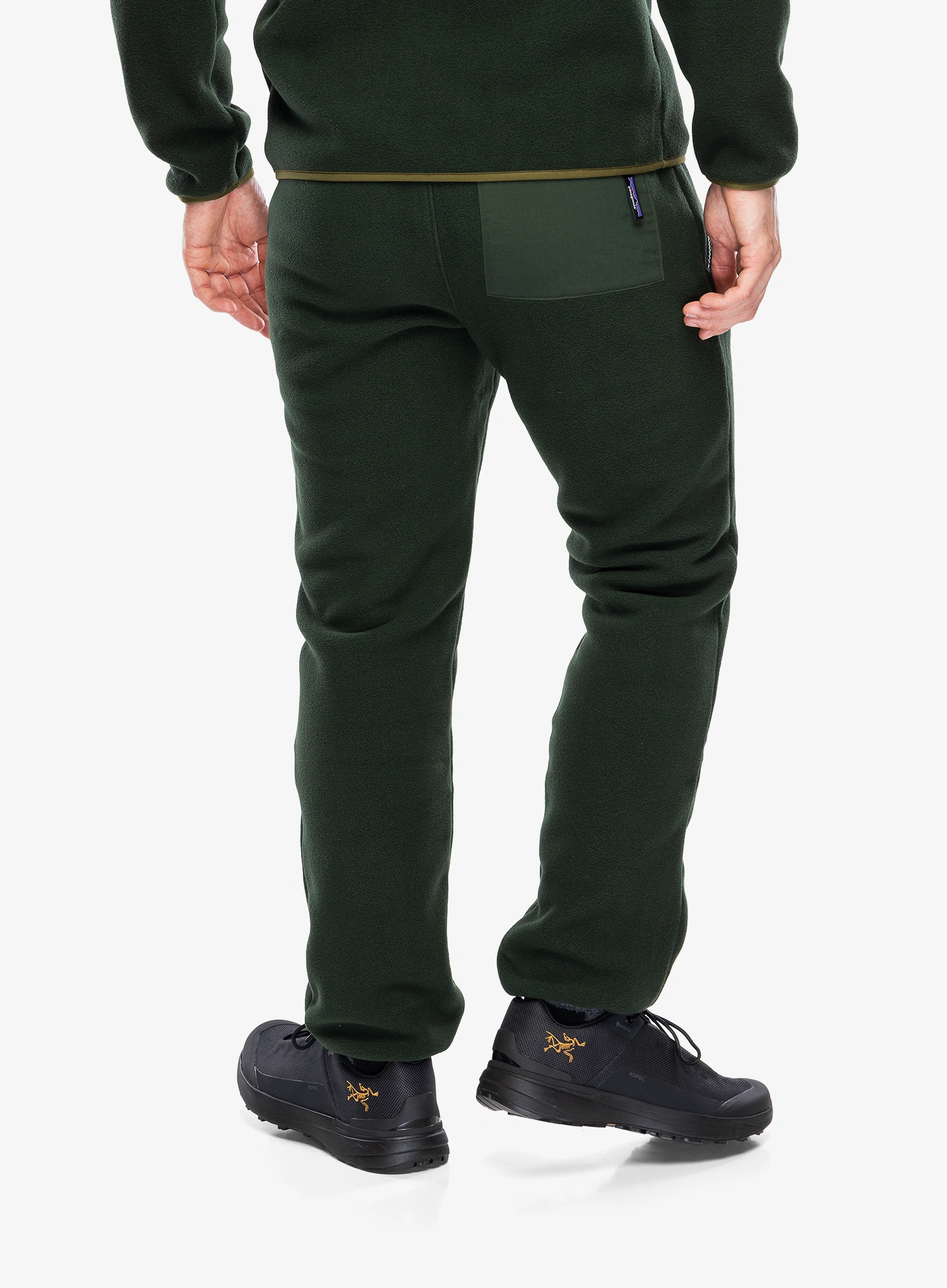 Hlače Patagonia Synch Pants - old growth green