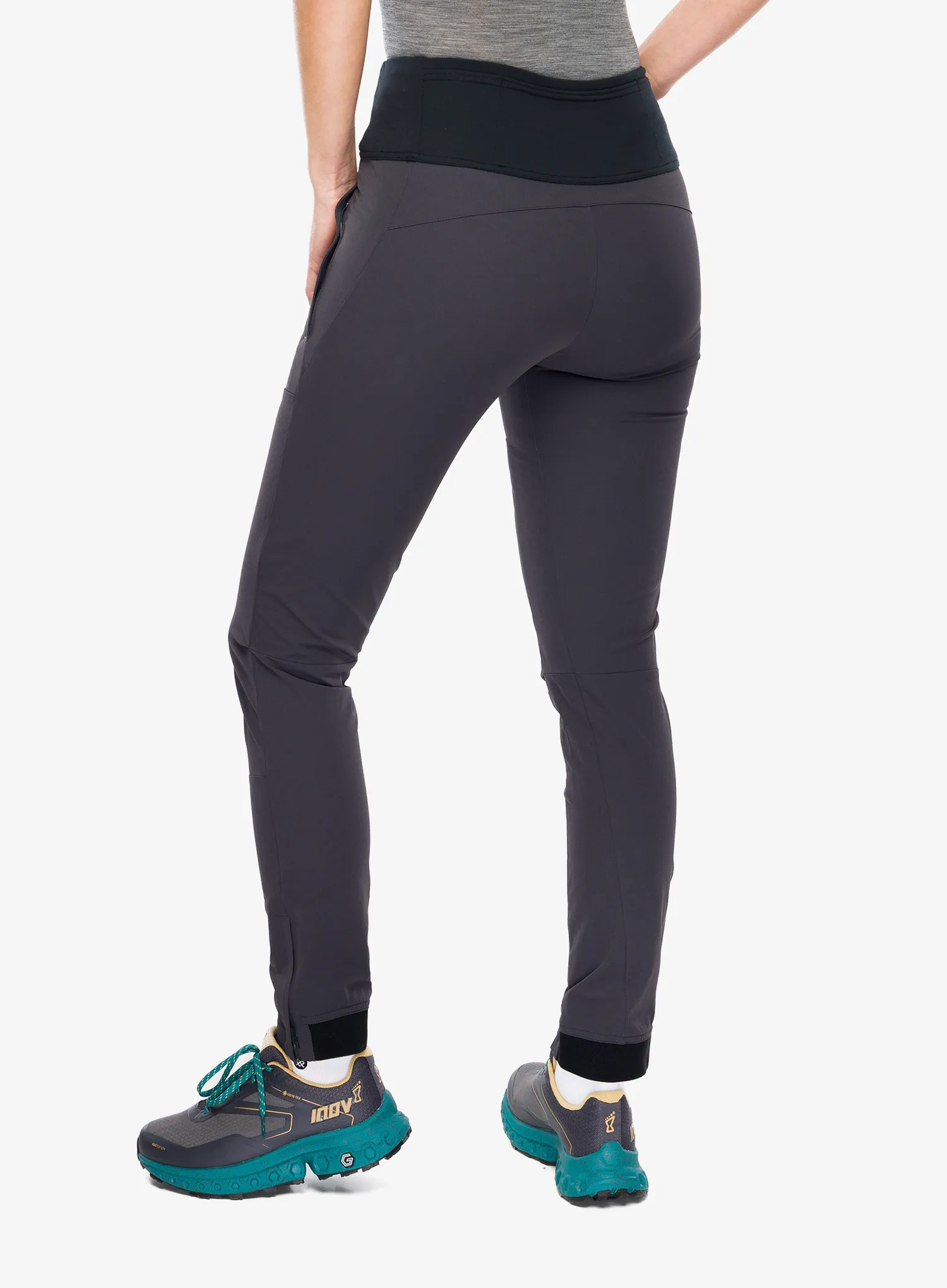 Ženske pohodniške hlače Inov-8 VentureLite Pant - graphite