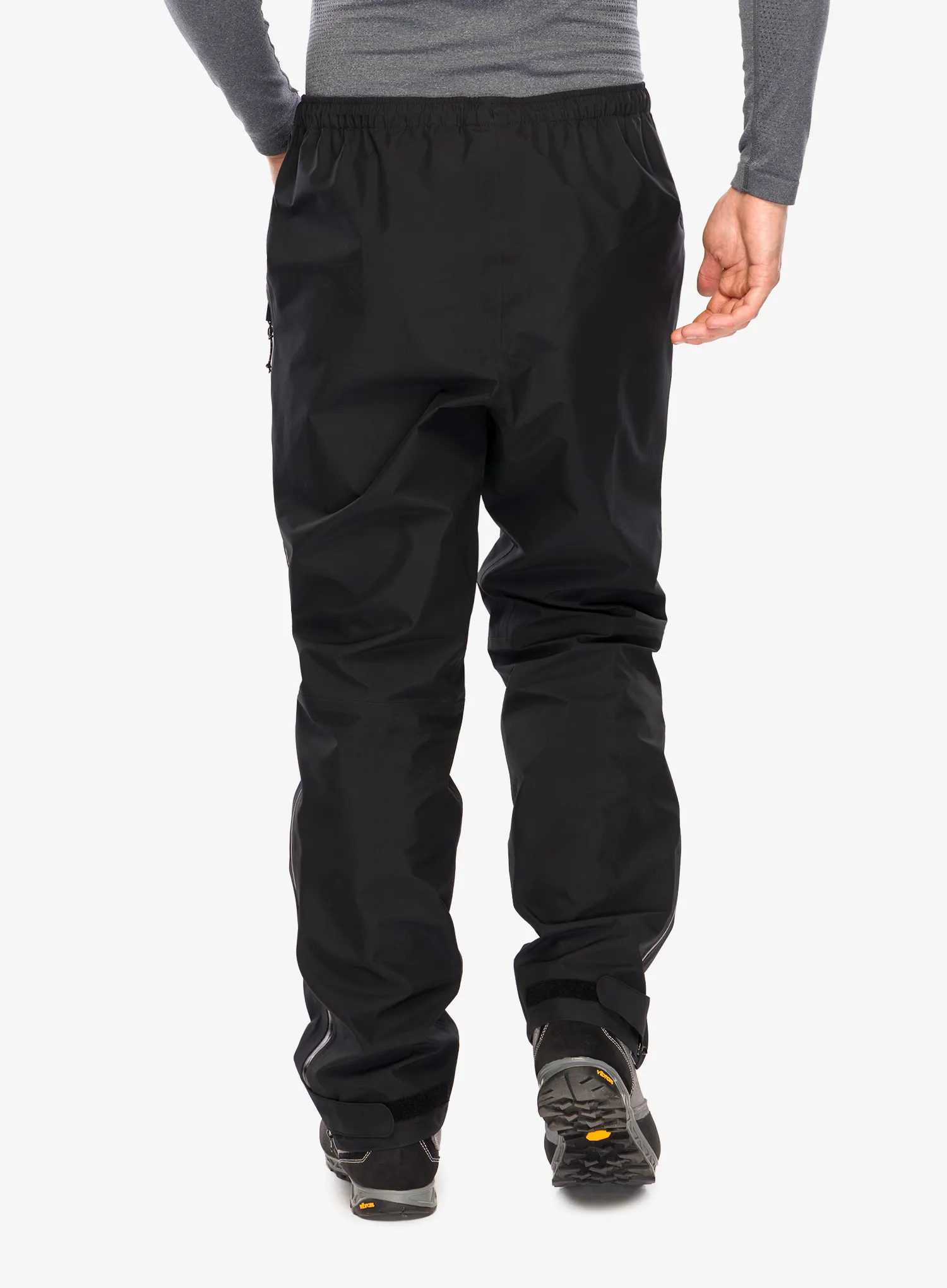 Nepremočljive hlače Mountain Equipment Makalu Pant - black