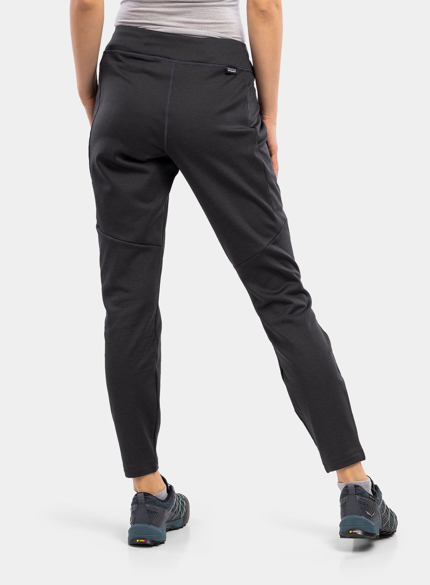 Ženske pohodniške hlače Patagonia R1 Daily Bottoms - ink black/black x-dye