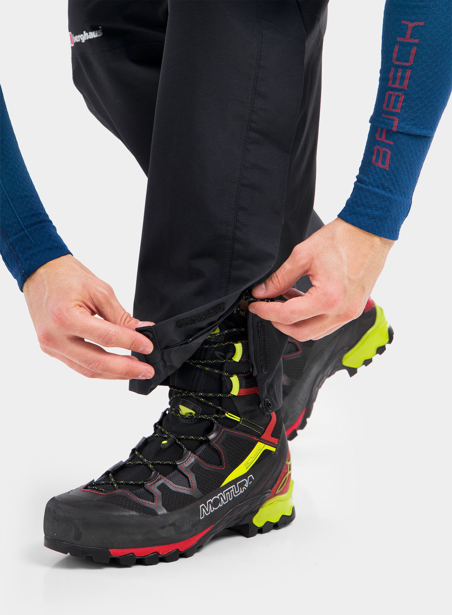 GORE TEX hlače Berghaus Hillwalker - black/black