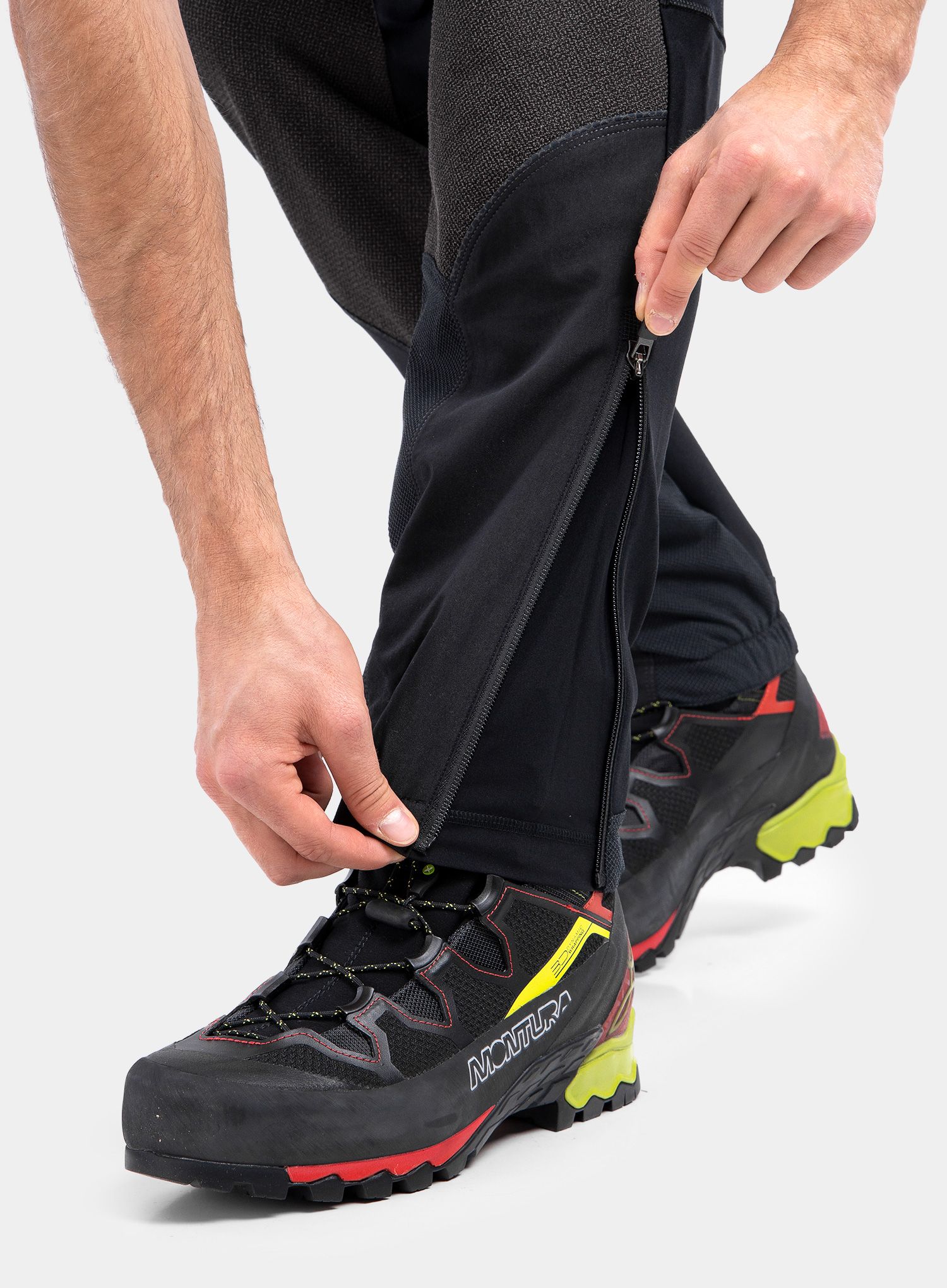 Pohodne hlače Montura Vertigo Pants - black/antrachite