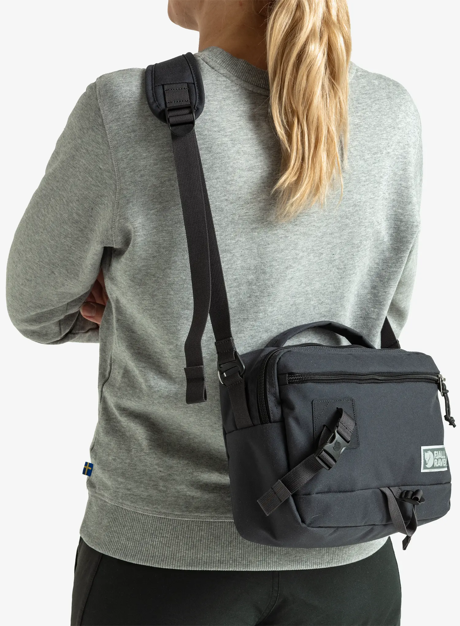 Mestna torba Fjallraven Vardag Shoulder Bag 6 - coal black