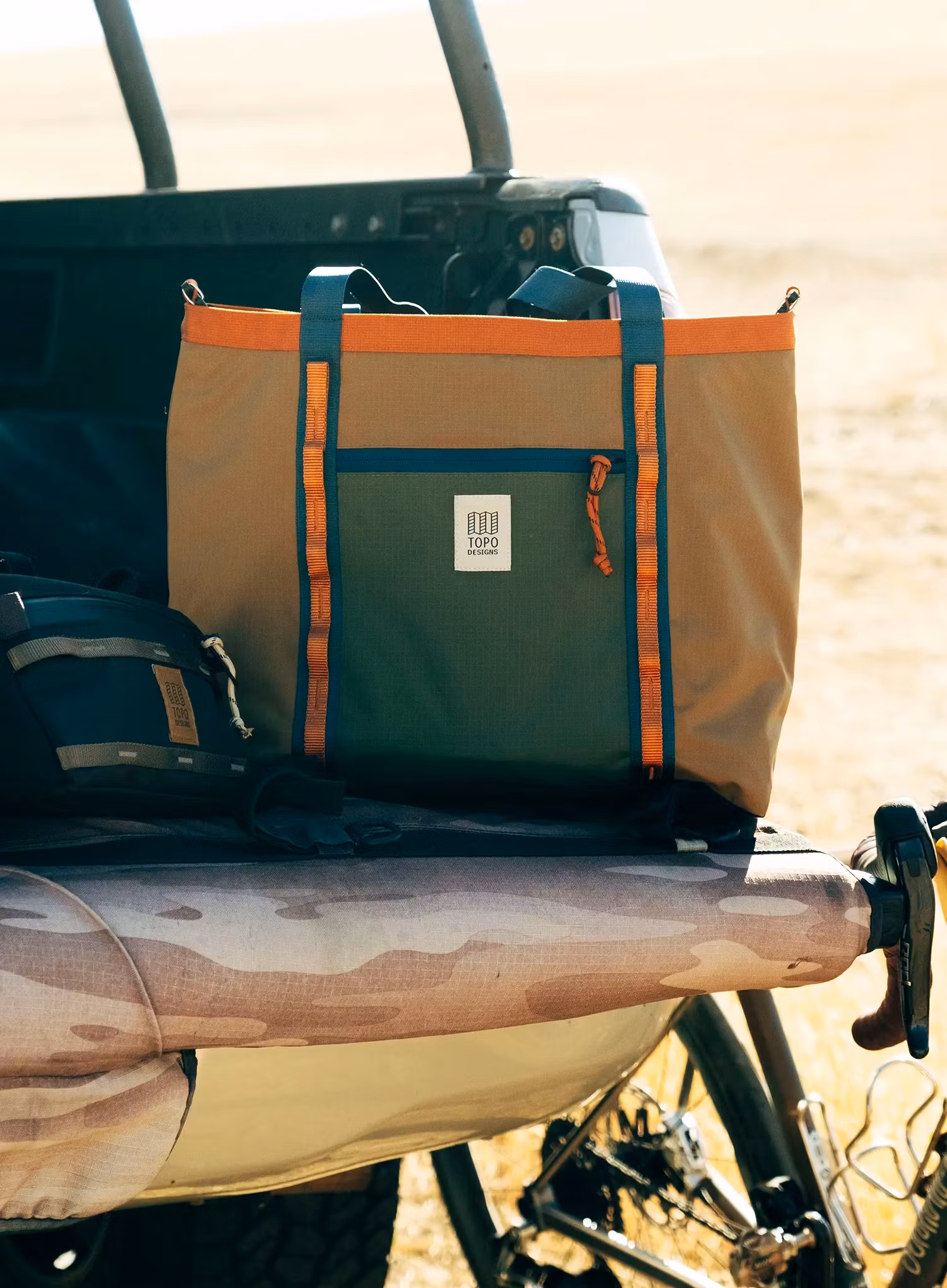 Kolesarska torbica za krmilo Topo Designs Bike Bag - woodland/terracotta