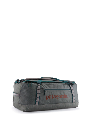 PatagoniaBlackHoleDuffel70L_noblegrey_274.webp