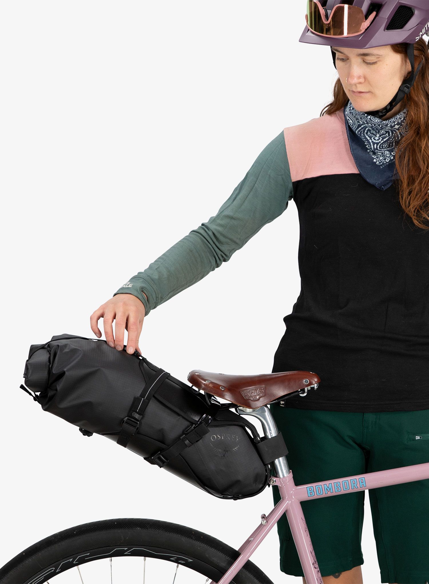 Sedežna torba Osprey Escapist Saddle Bag L - black