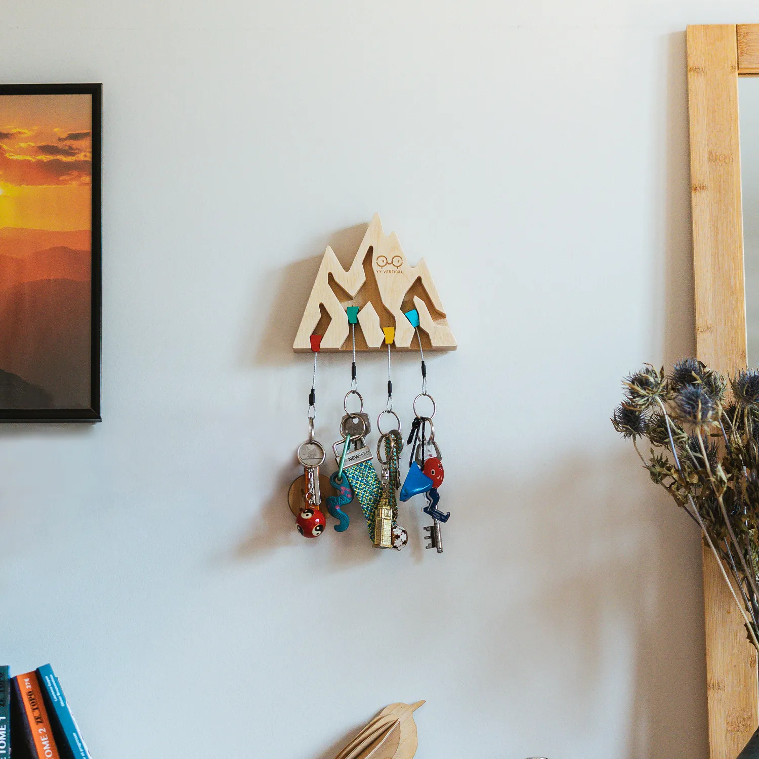 Obešalnik za ključe Y&Y Vertical Key Holder Mountain - mapple