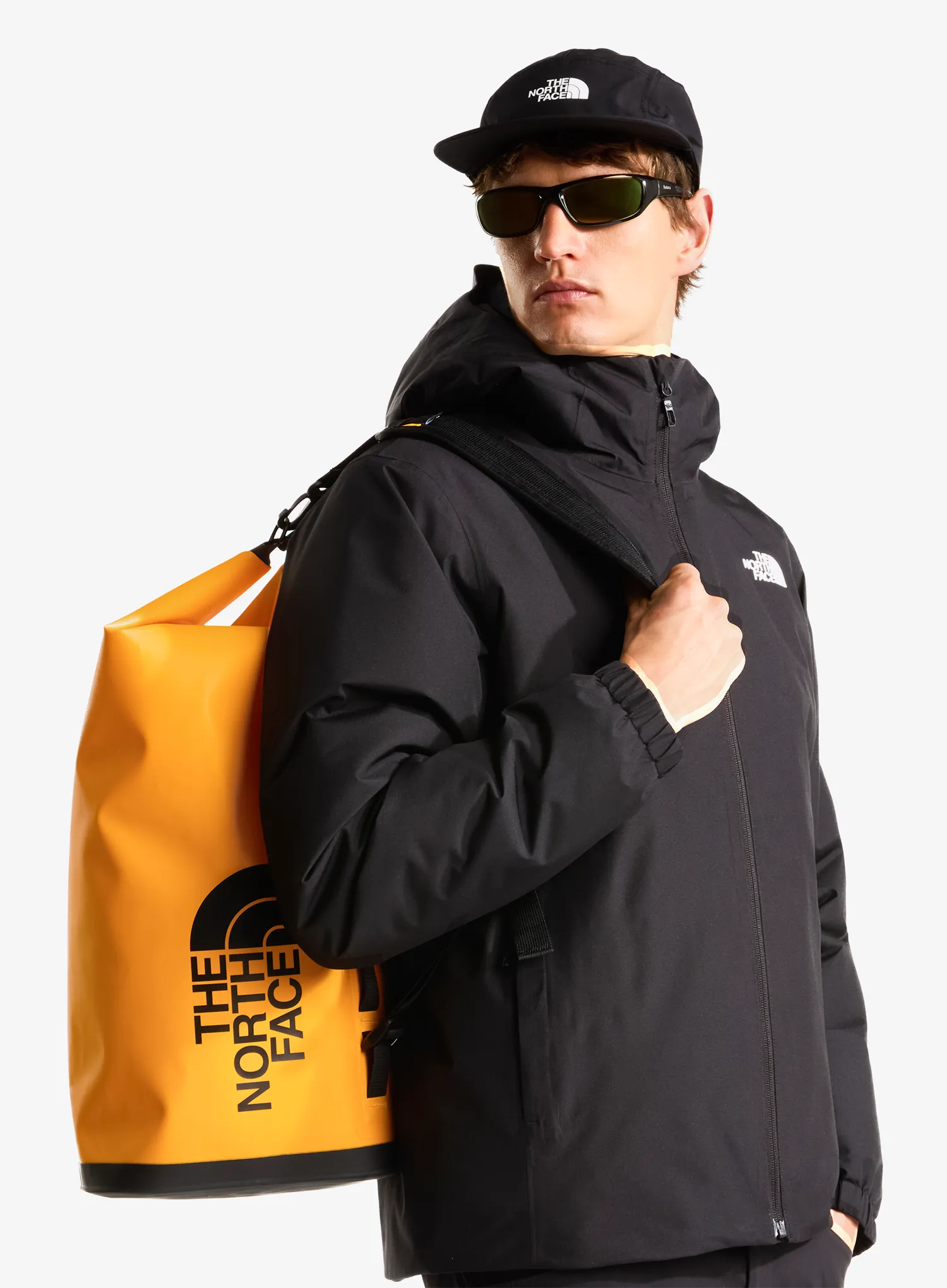 Transportna vreča The North Face Base Camp Dry Bag 18L - summit gold/black