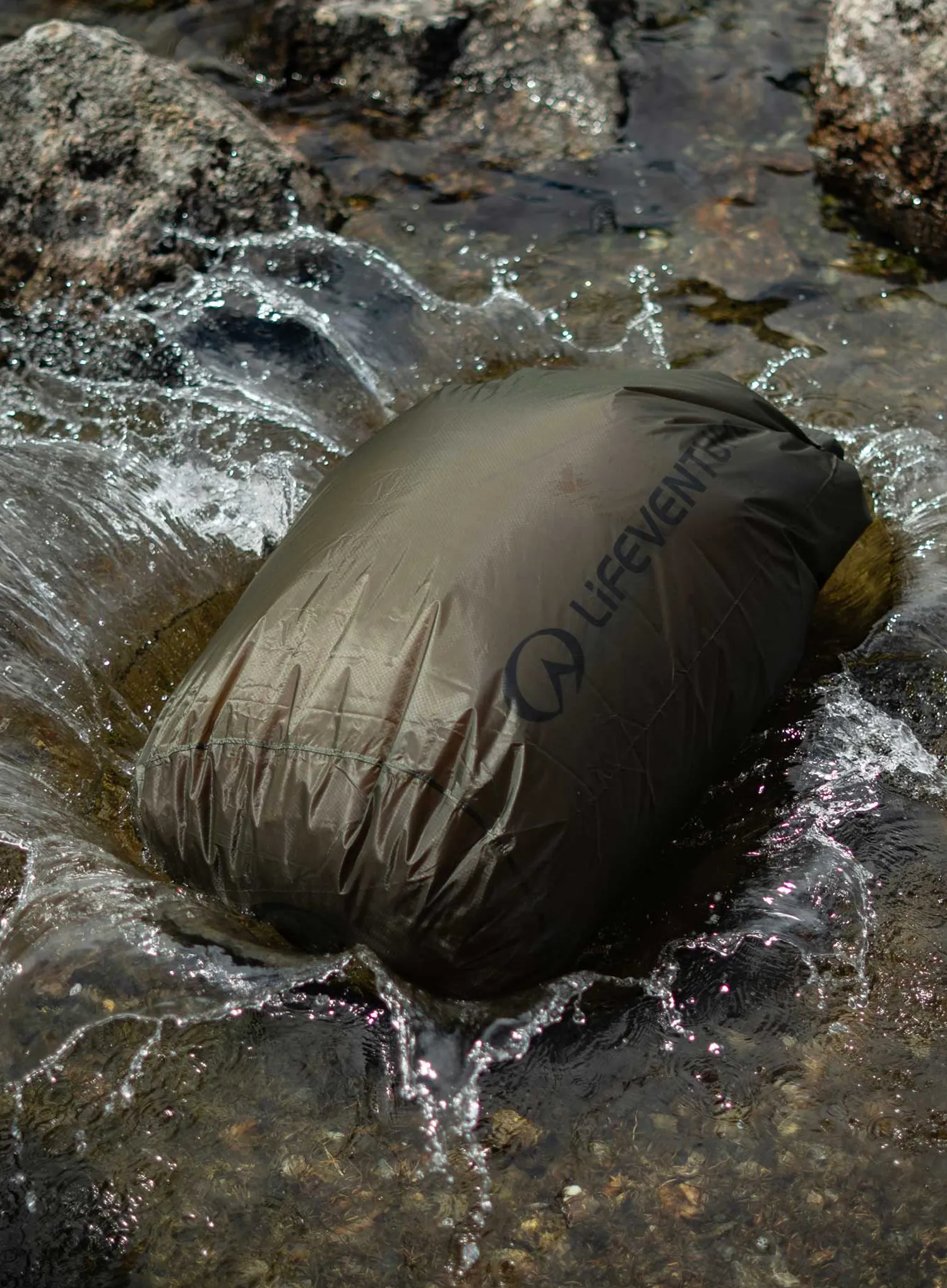 Nepremočljiva vreča Lifeventure Ultralight Dry Bag 25 l - olive