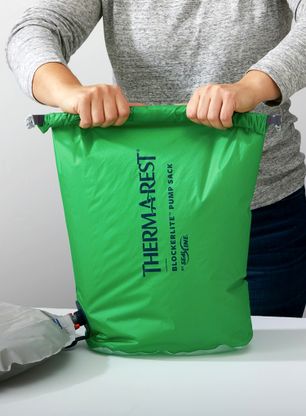Vrečka s tlačilko Therm a Rest BlockerLite Pump Sack