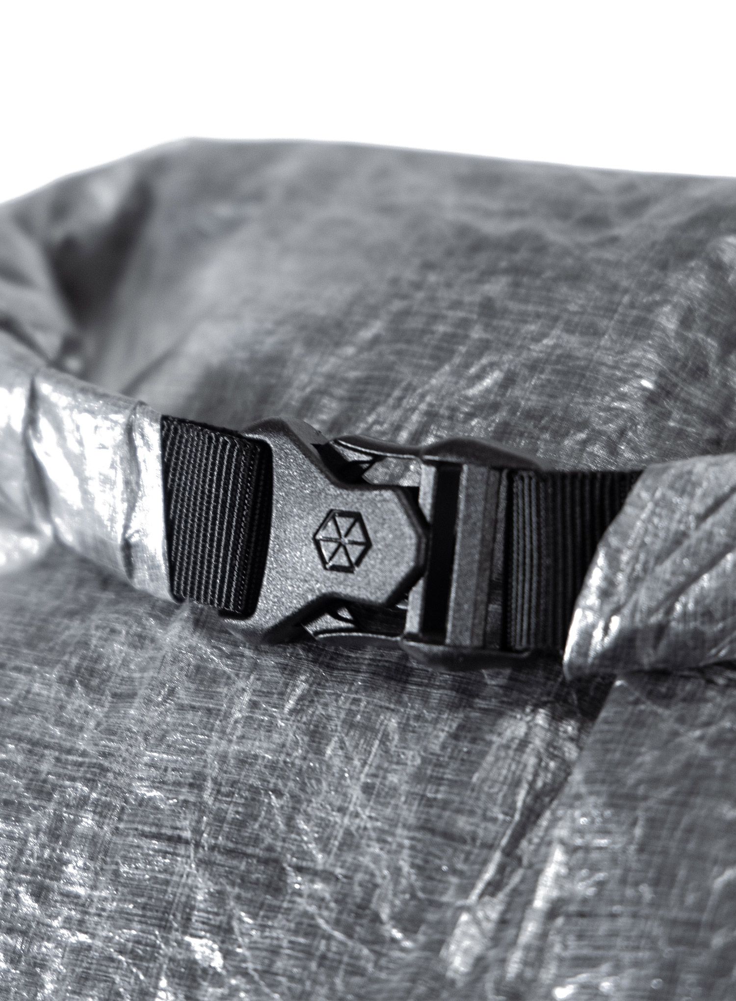 Nepremočljiva vreča Samaya Drybag Dyneema 16L - dyneema black